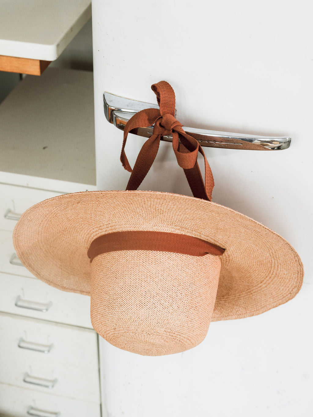 SUNCREST IN TORCIDO STRAW WITH TWILL RIBBON