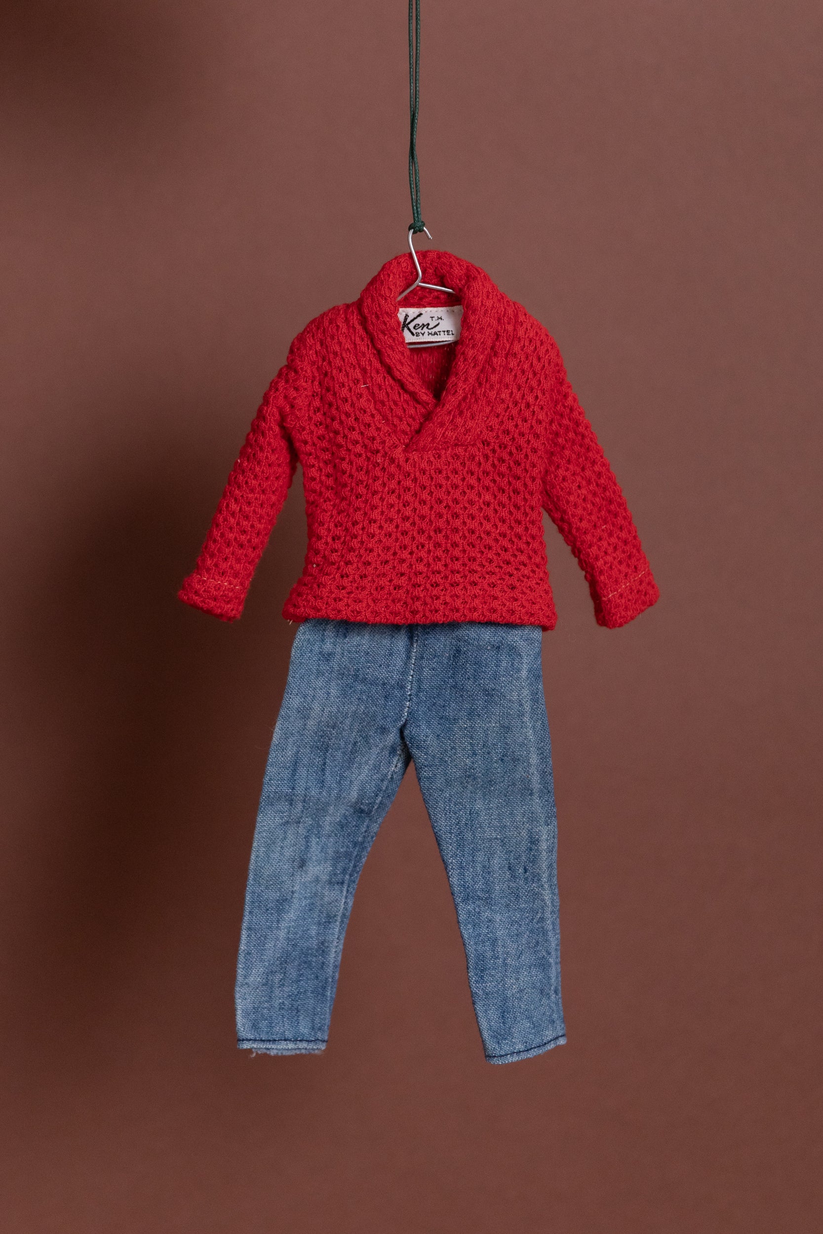 COLLECTABLE OUTFIT ORNAMENT 03