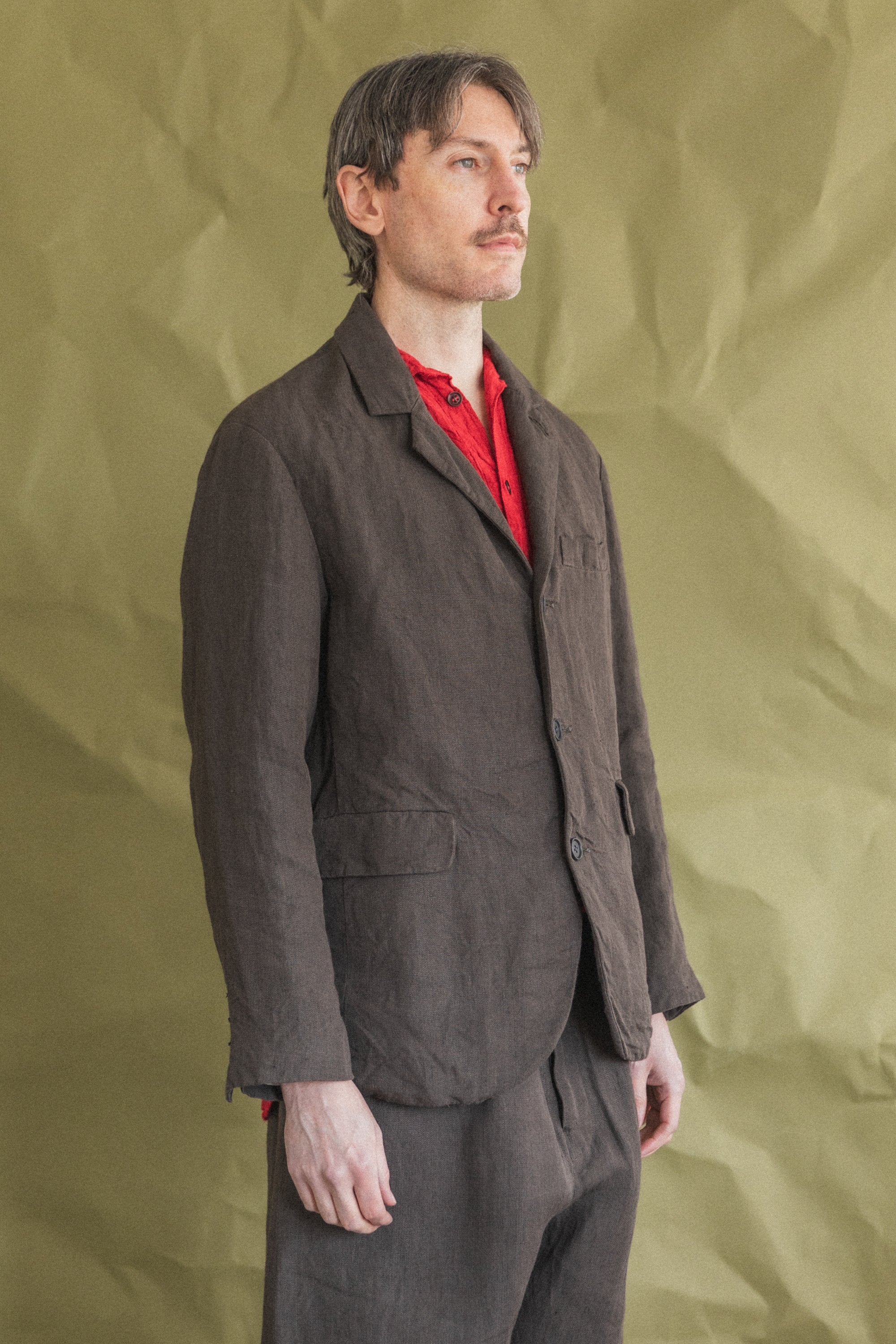 THREE BUTTON JACKET IN SHALE GREY DOBBY WEAVE HEMP