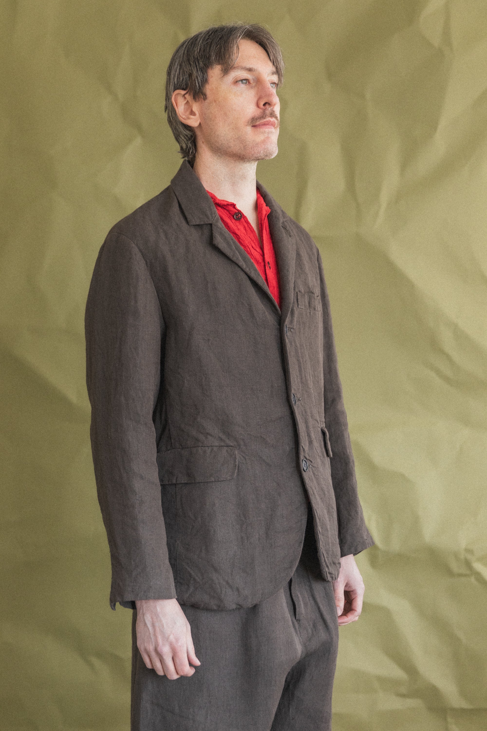 THREE BUTTON JACKET IN SHALE GREY DOBBY WEAVE HEMP