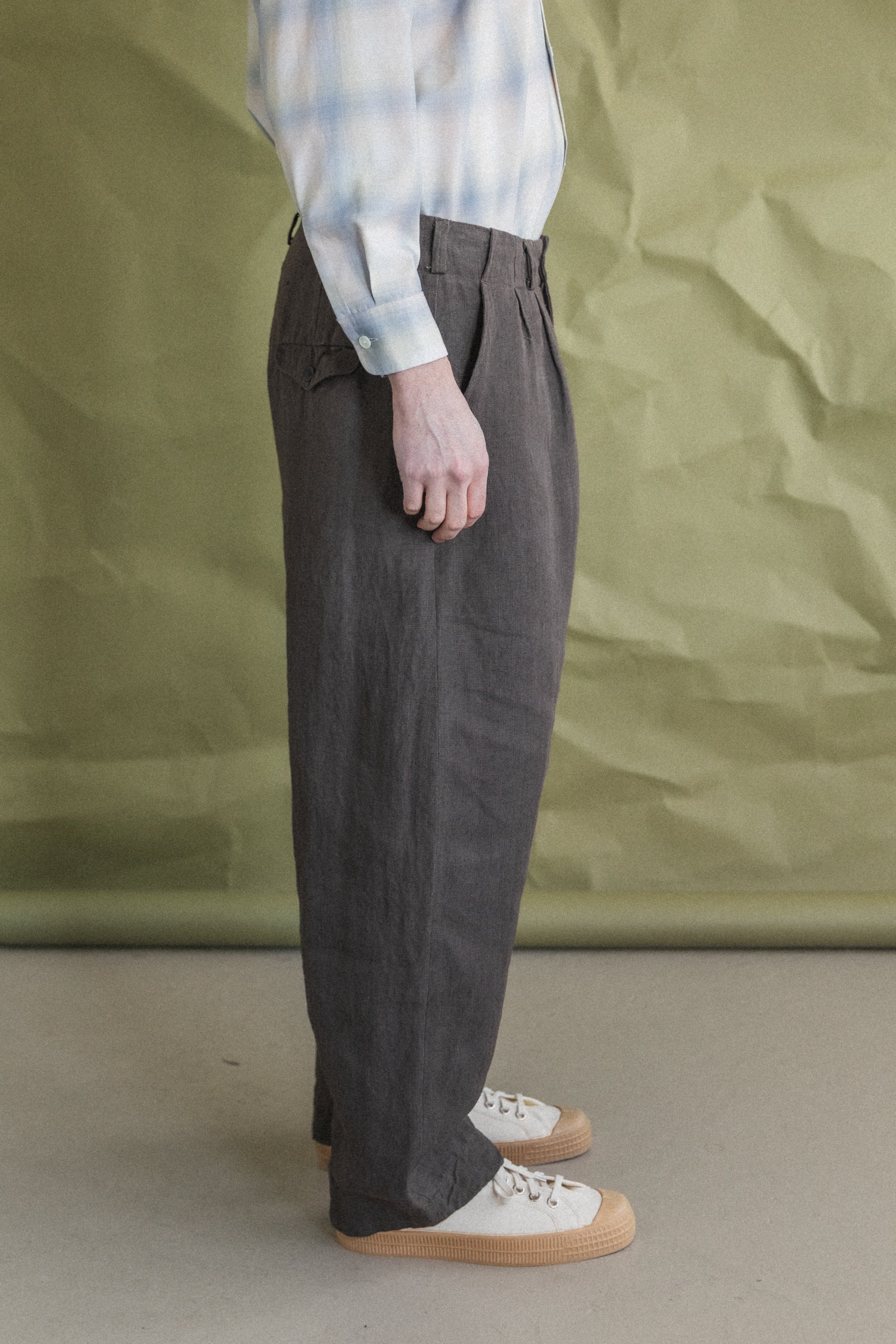 TWO PLEAT PANTS SHALE GREY DOBBY WEAVE HEMP