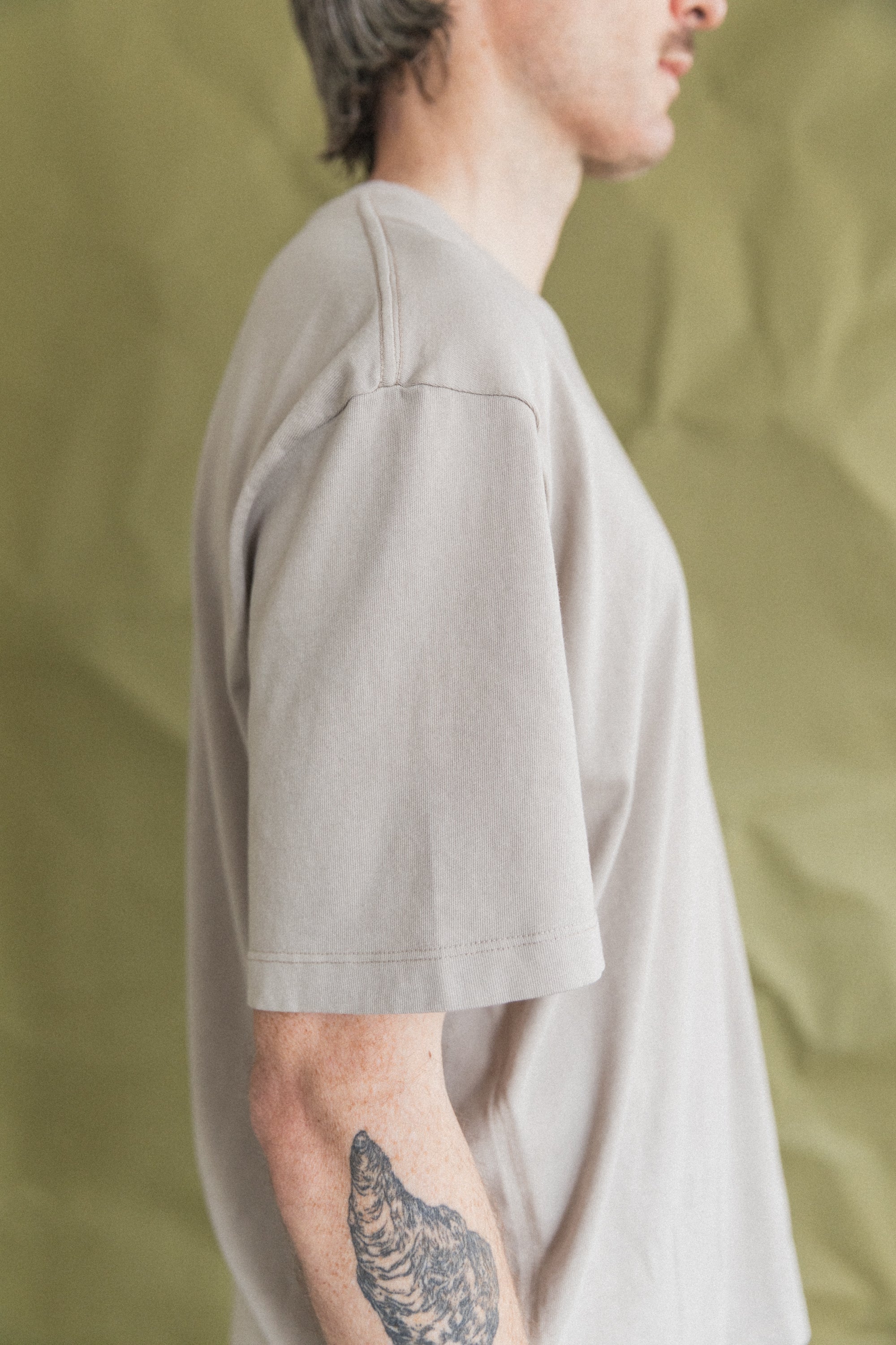 ATHENS TEE IN CONCRETE