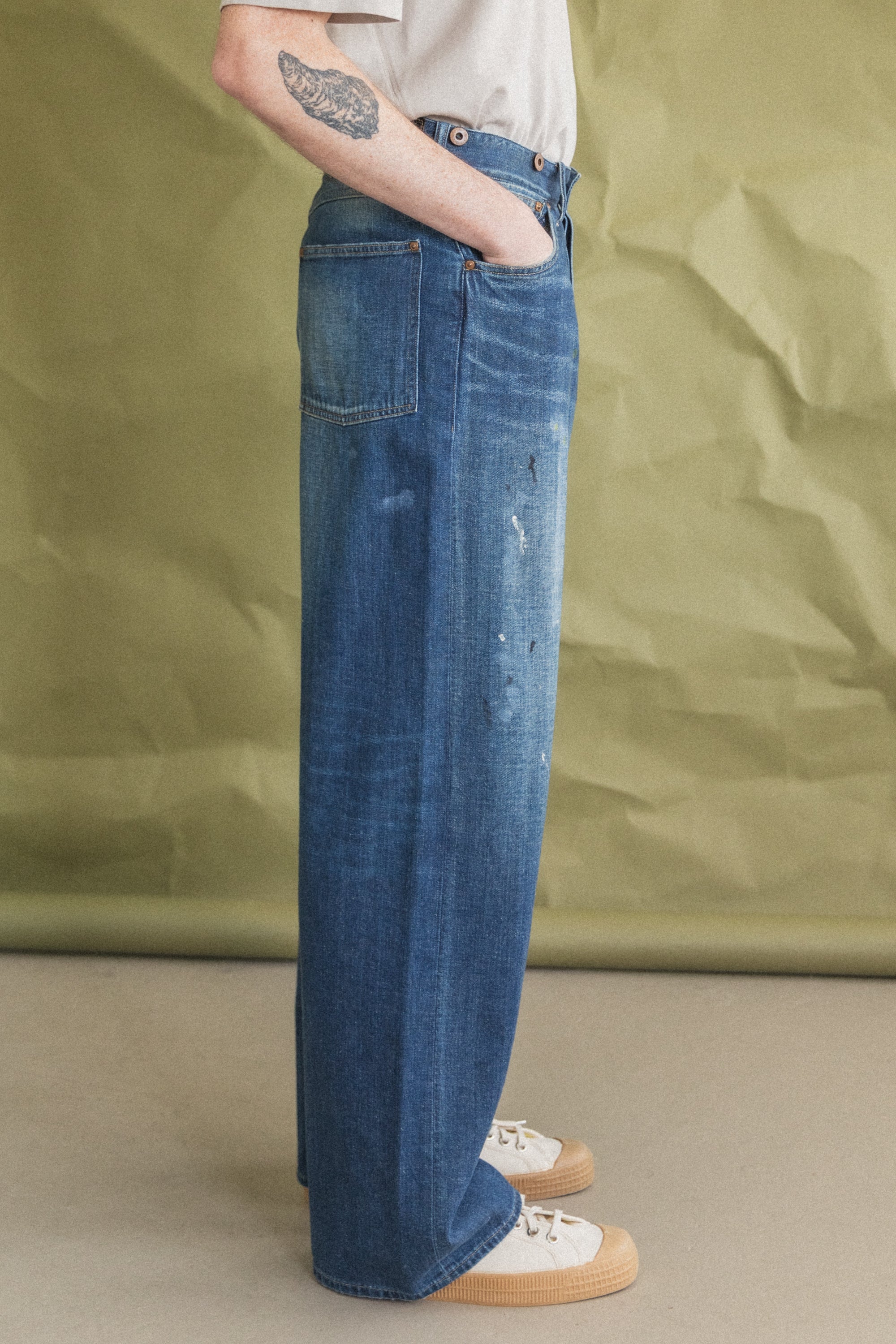 LOT 704 DENIM TROUSERS IN DAMAGED INDIGO PAINT