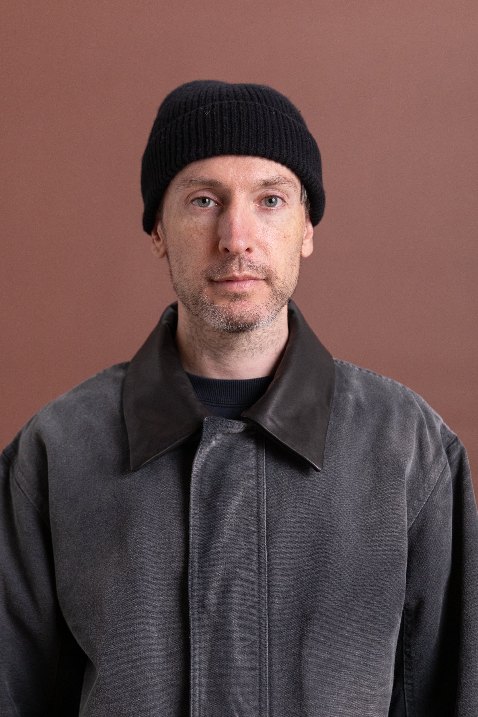 VICKO BEANIE IN BLACK