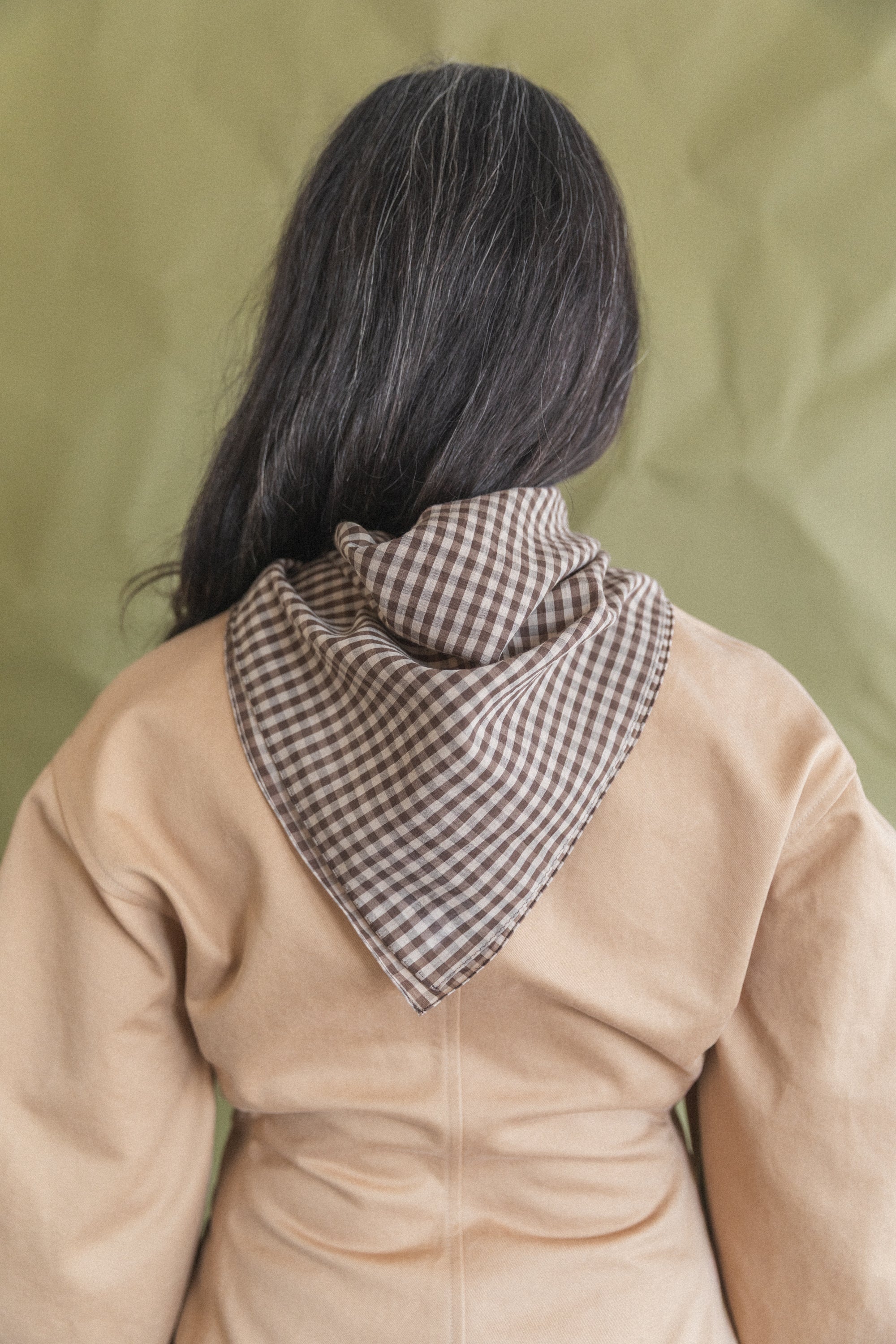 AIRY LIGHT COTTON CHECK SCARF IN BROWN GINGHAM