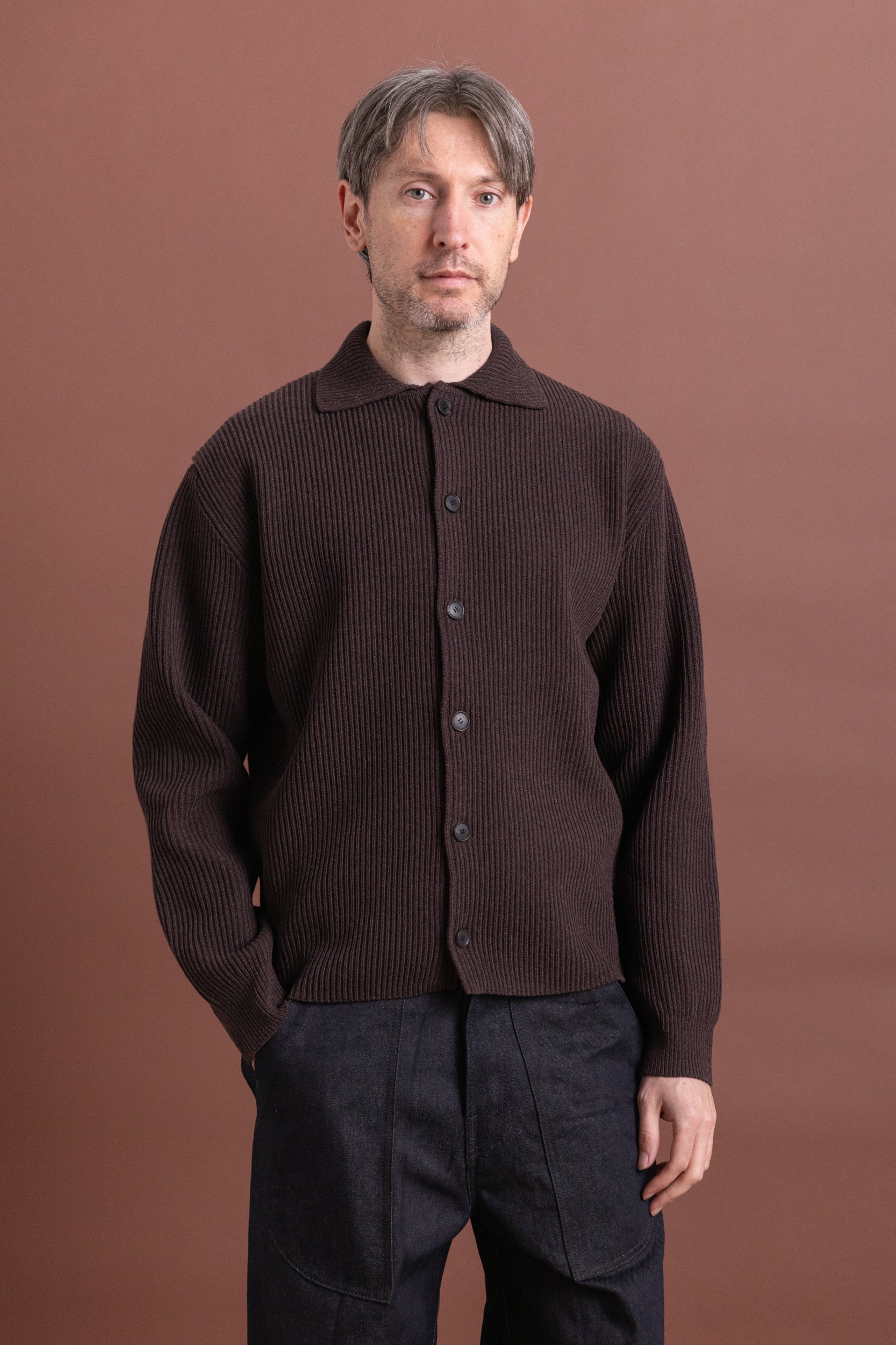 SUPER FINE WOOL RIB KNIT SHIRT CARDIGAN IN TOP BROWN