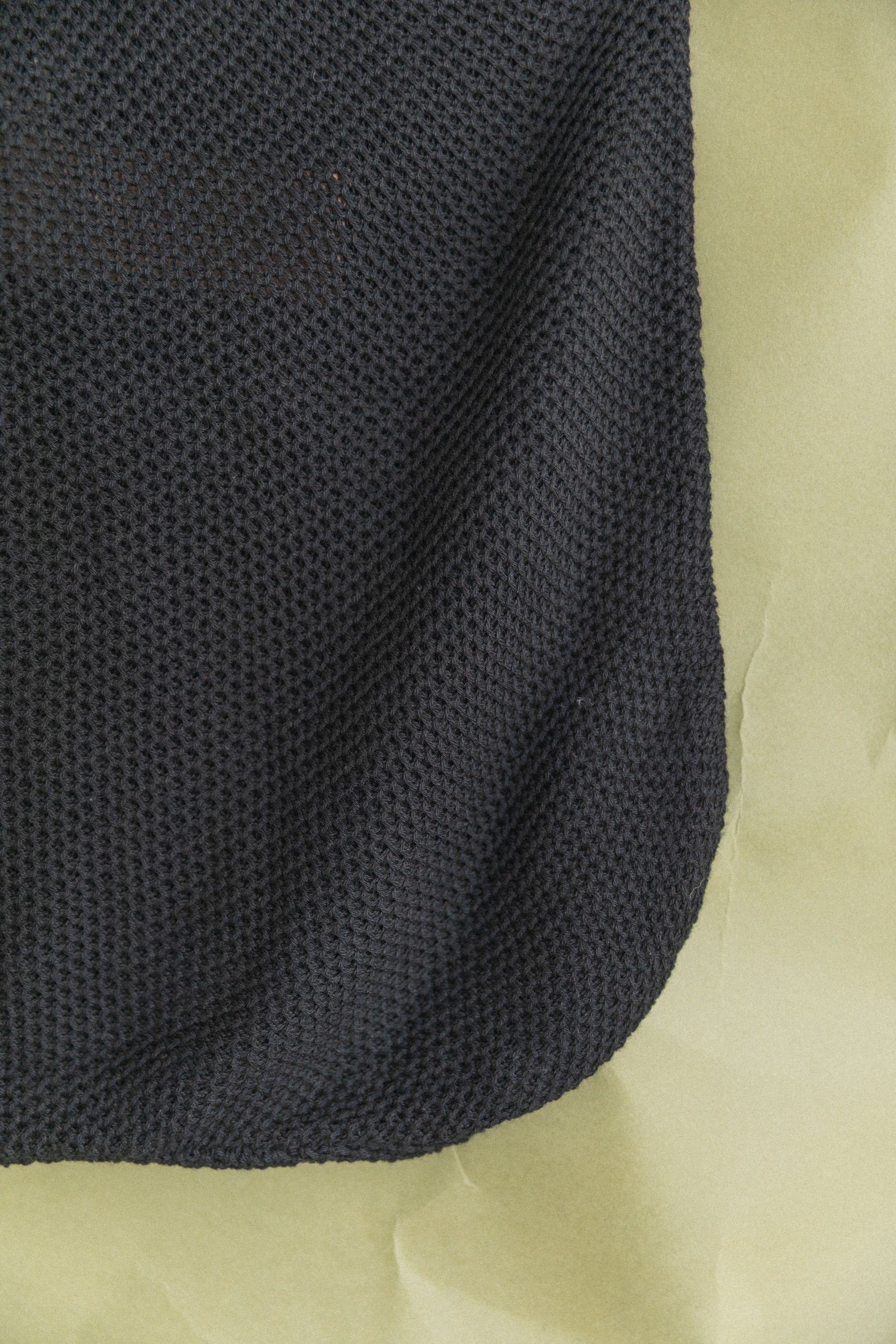 ROBBY KNIT TOTE IN BLACK