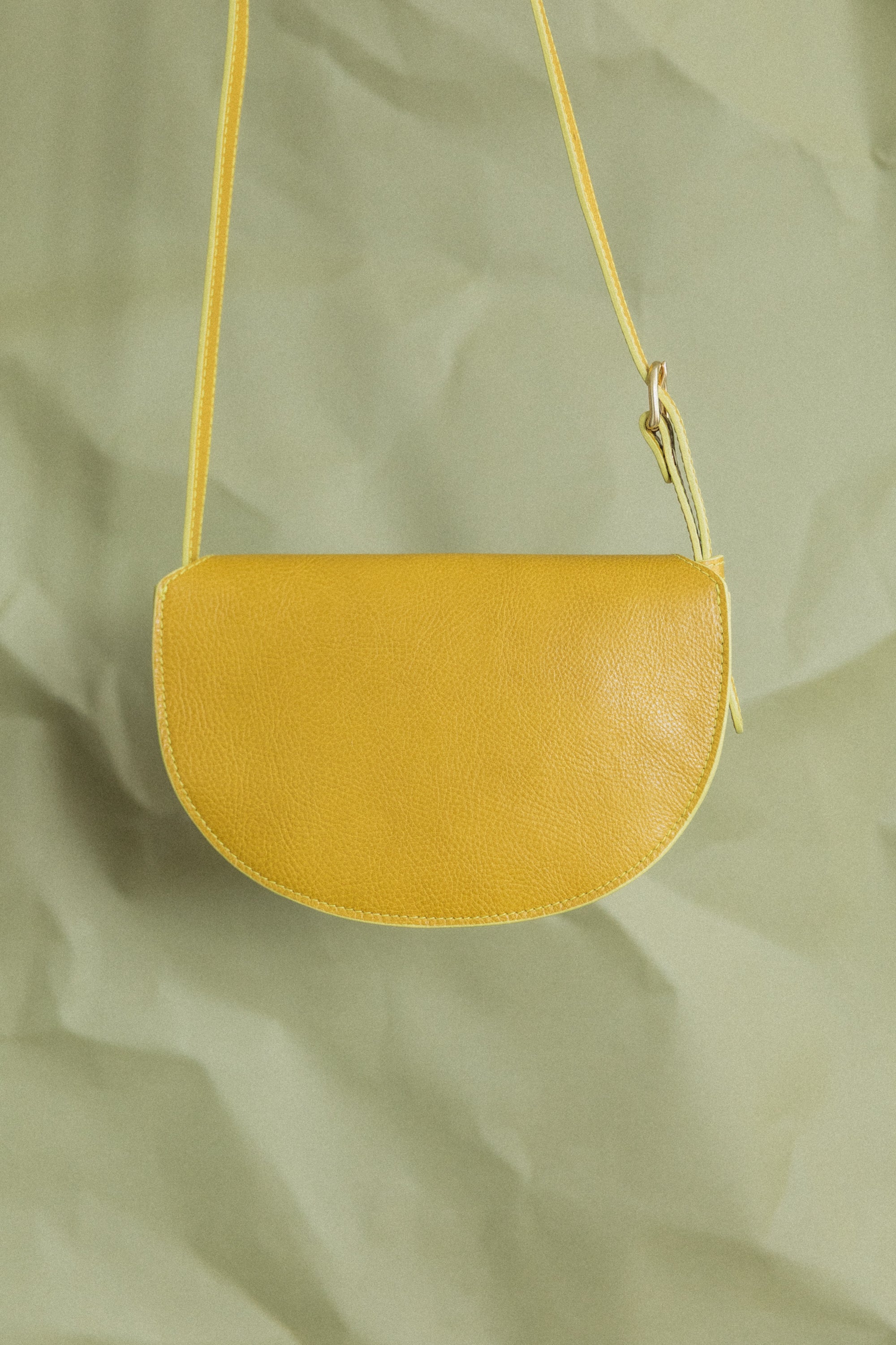 MEZZO IN CHARTREUSE LEATHER