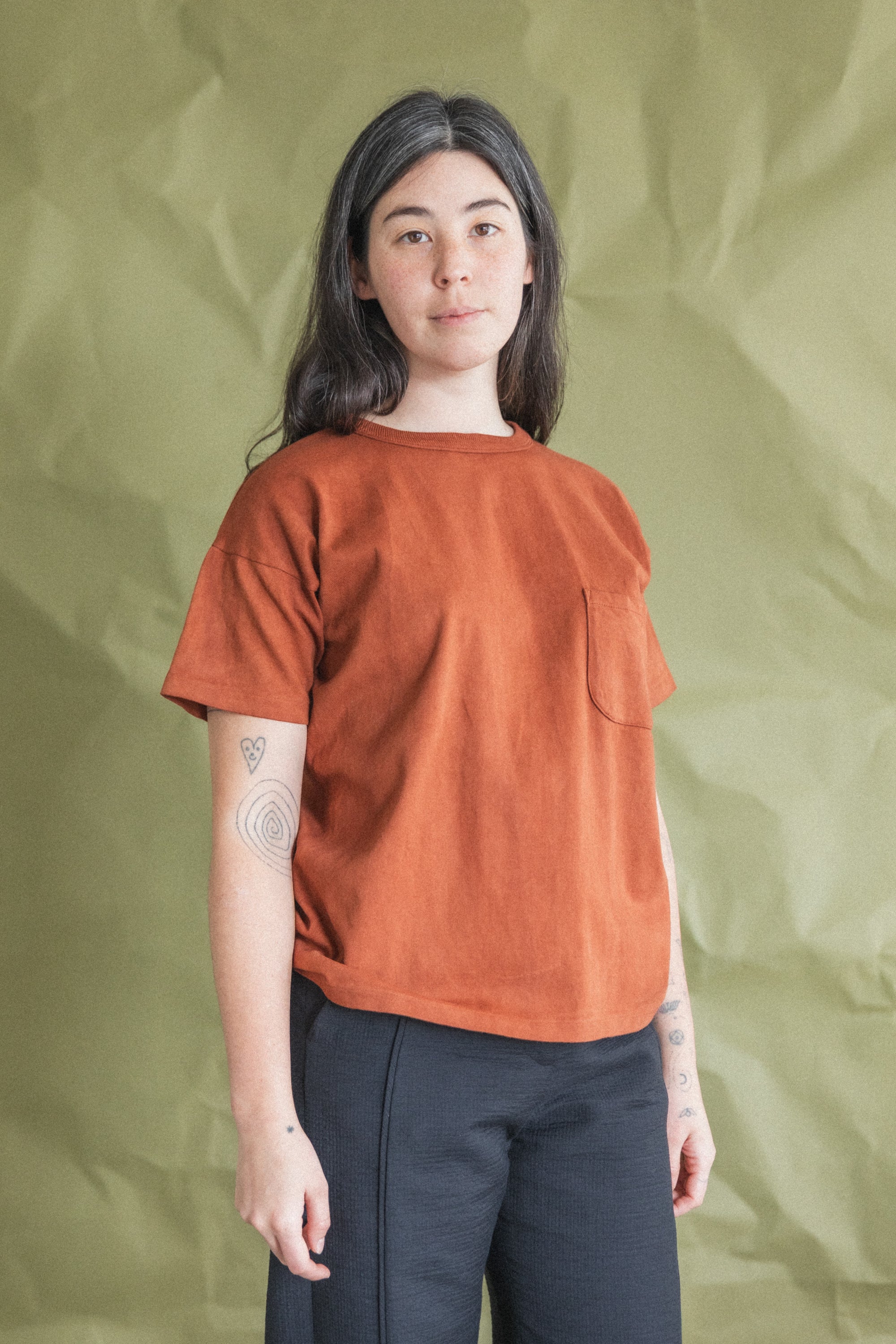 LOT 601 TEE SHIRT IN TECHI TREE DYED BROWN
