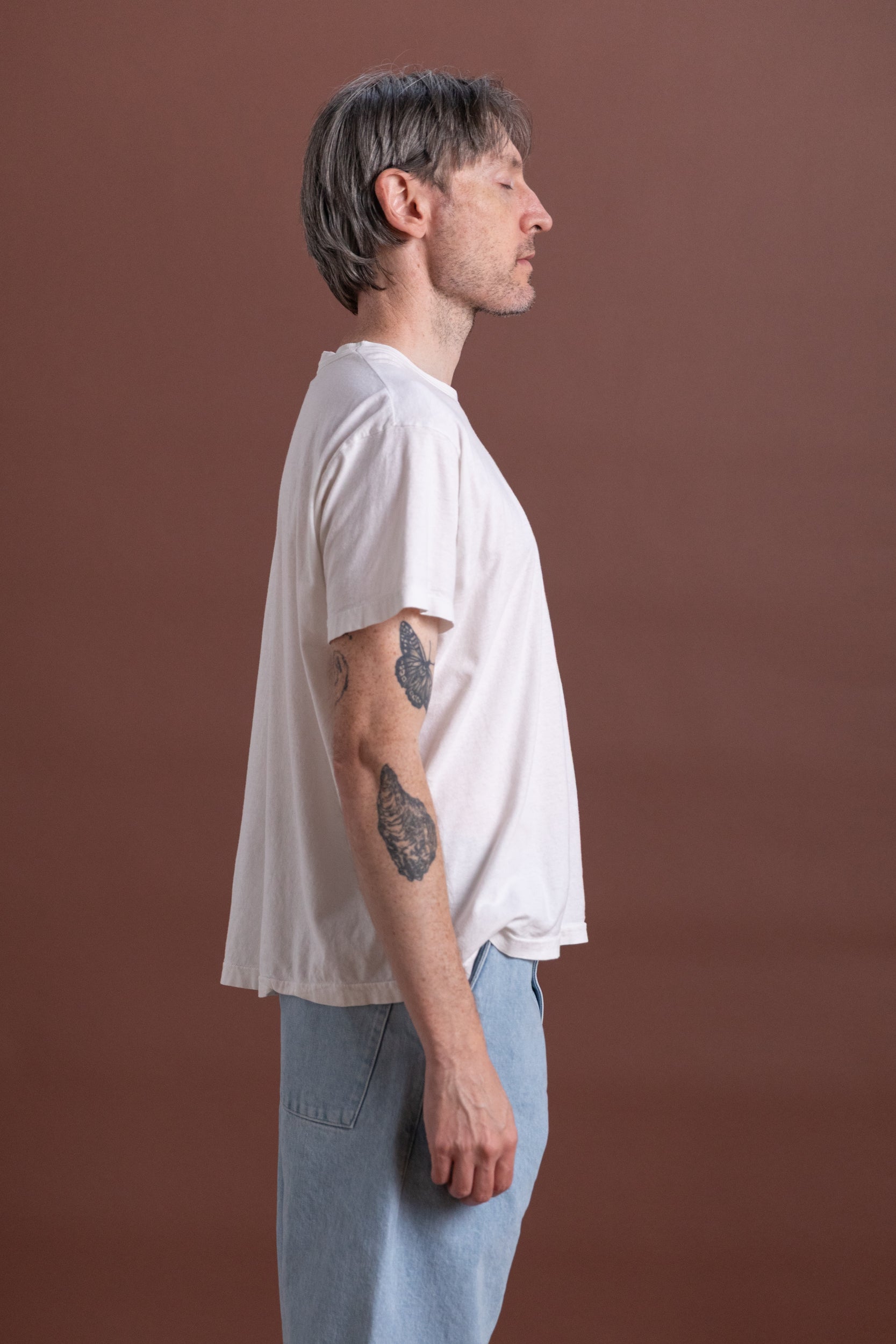 VINTAGE WHITE TEE 50