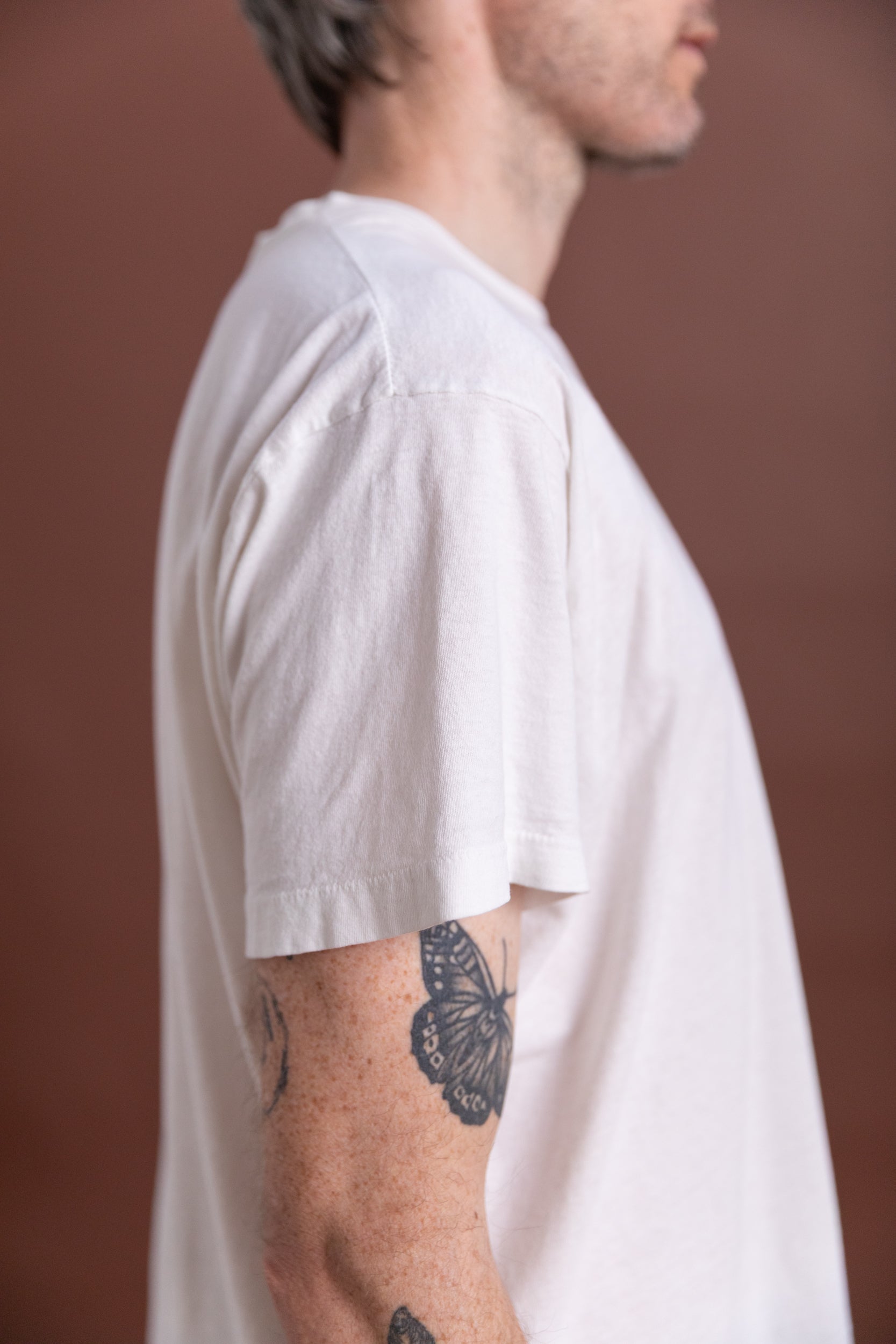 VINTAGE WHITE TEE 50