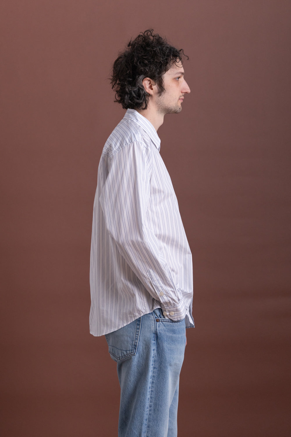 DISTANT SHIRT IN CONVENTIONAL STRIPE