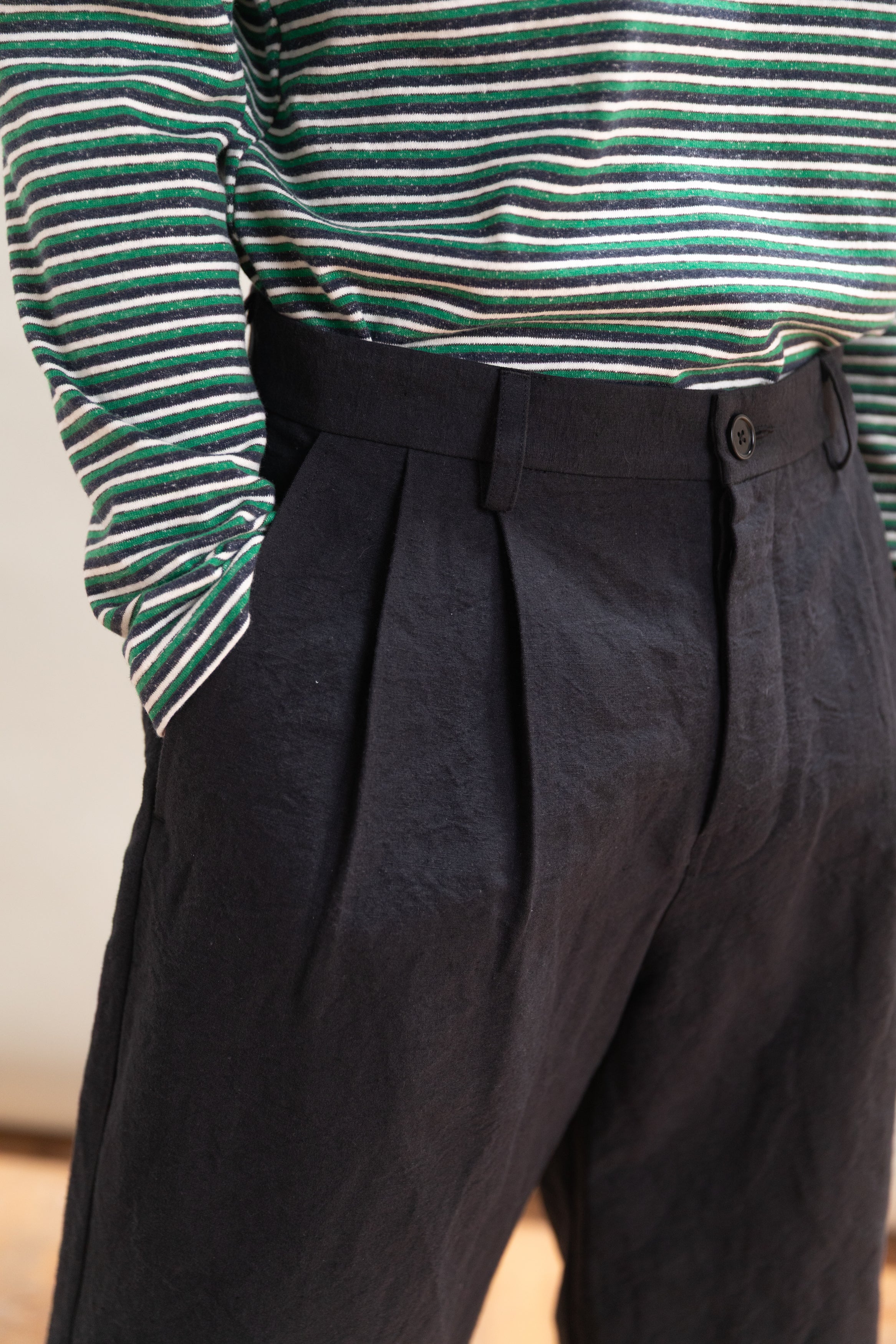 DRESS SHORTS IN LINEN/COTTON BUFF