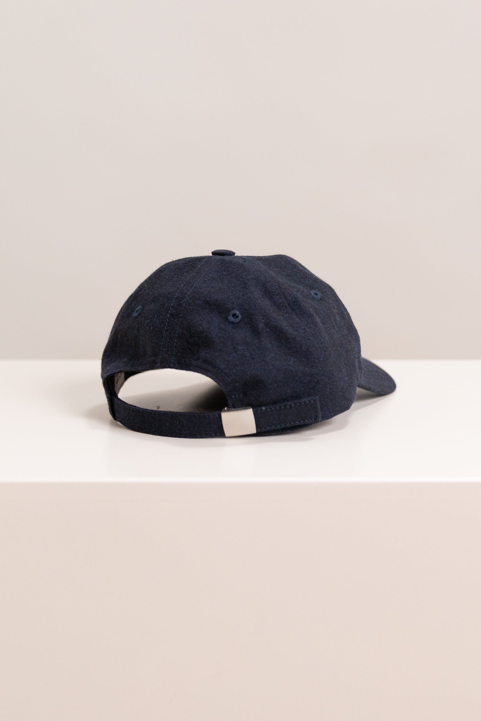 BALL CAP IN NAVY COTTON WOOL WEATHERCLOTH