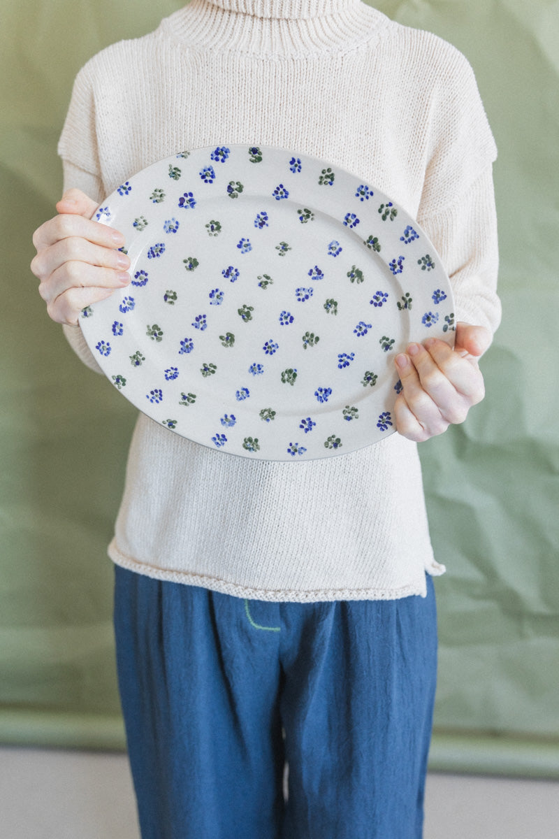 ABSTRACT DOTS MEDIUM OVAL PLATTER
