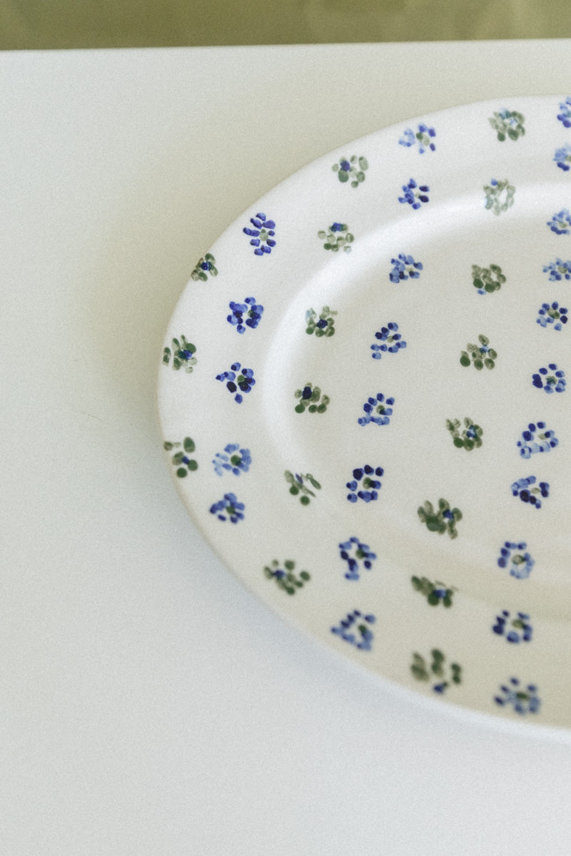 ABSTRACT DOTS MEDIUM OVAL PLATTER