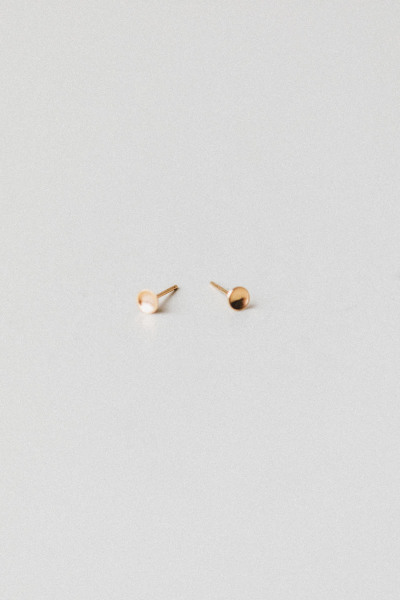 CUP STUDS IN 14K GOLD