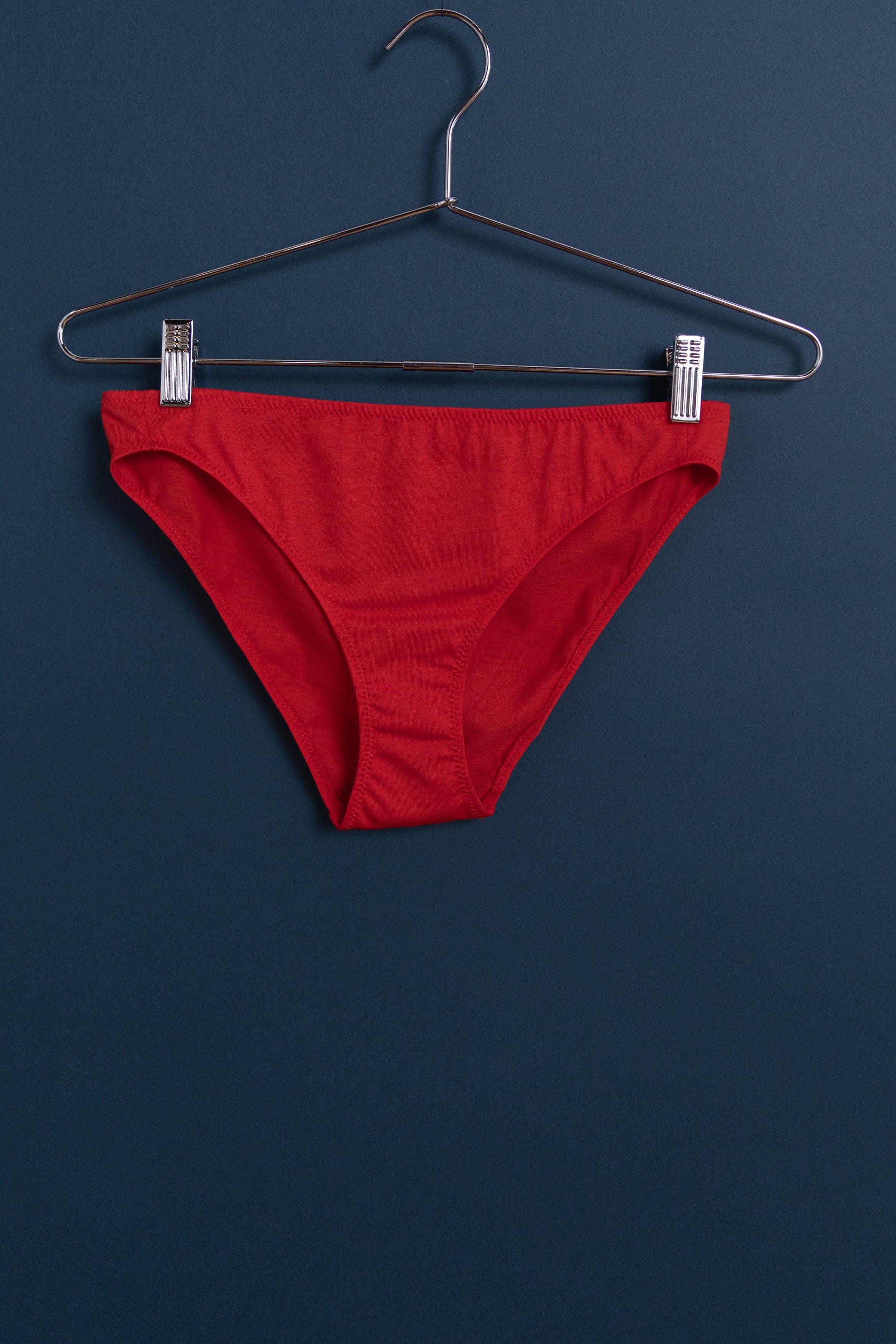 JOSIE PANTY IN SCARLET