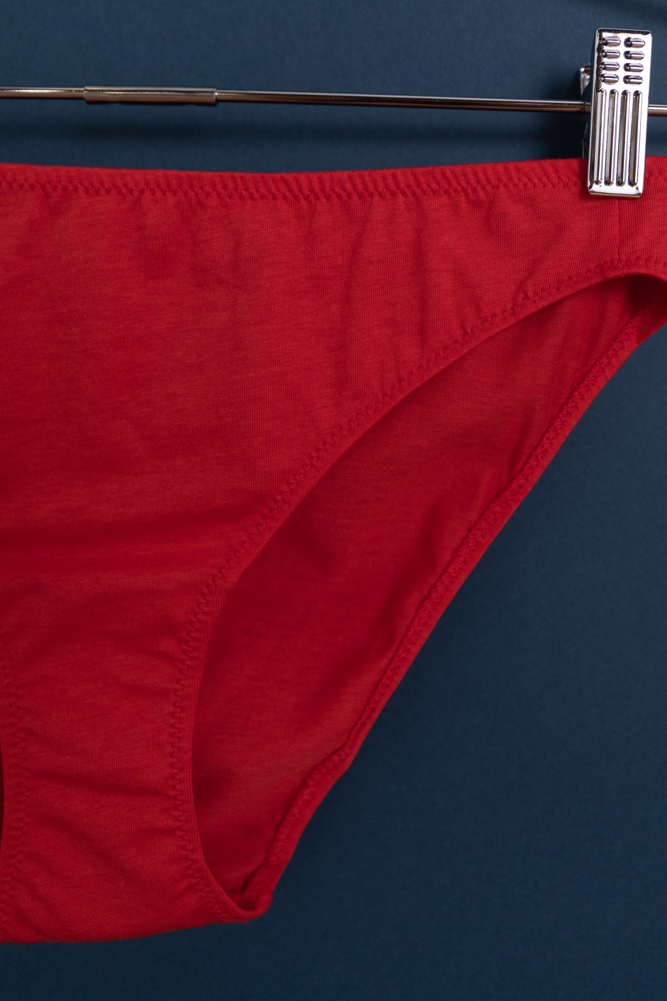 JOSIE PANTY IN SCARLET