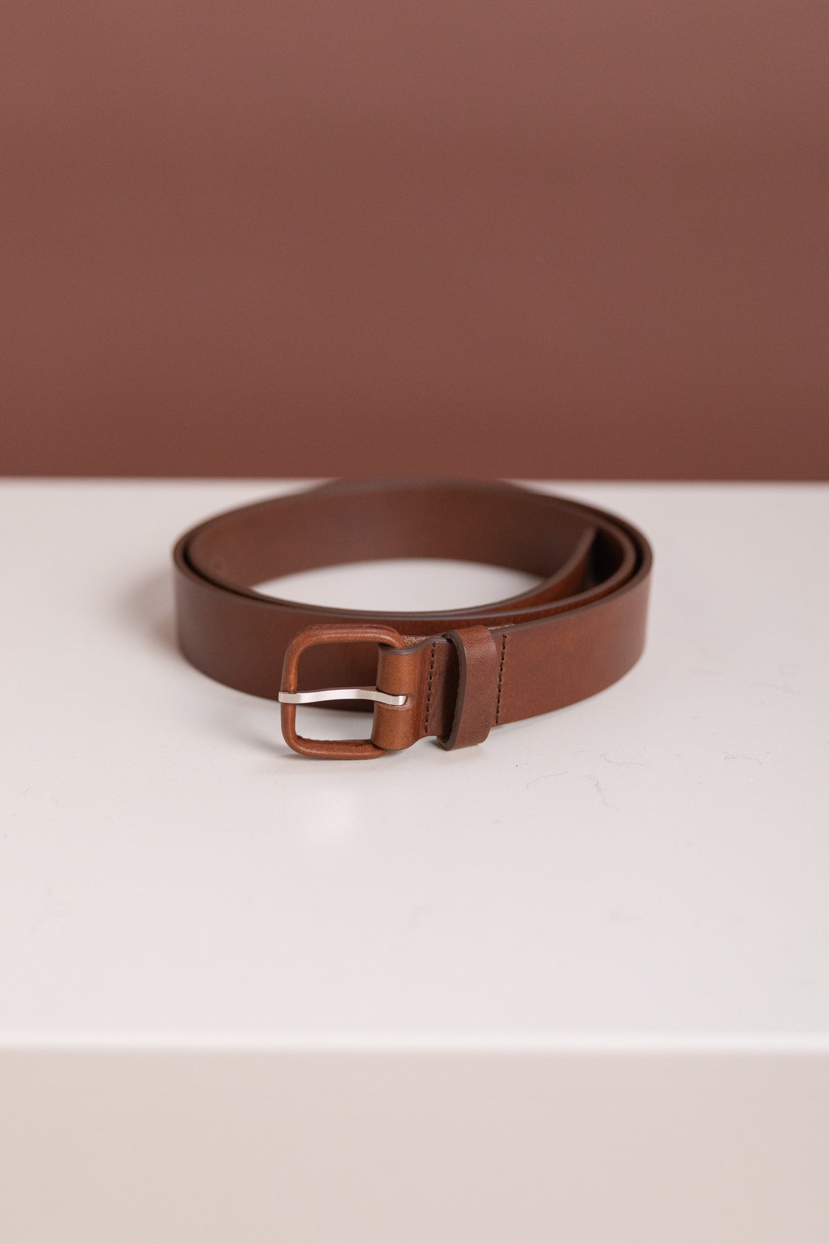 NWT Chico’s Lorna Genuine Leather Loop‎ Trouser Belt In Brown Size Medium ORCIANI Grit leather belt with double metal loop. , color Brown main image 2