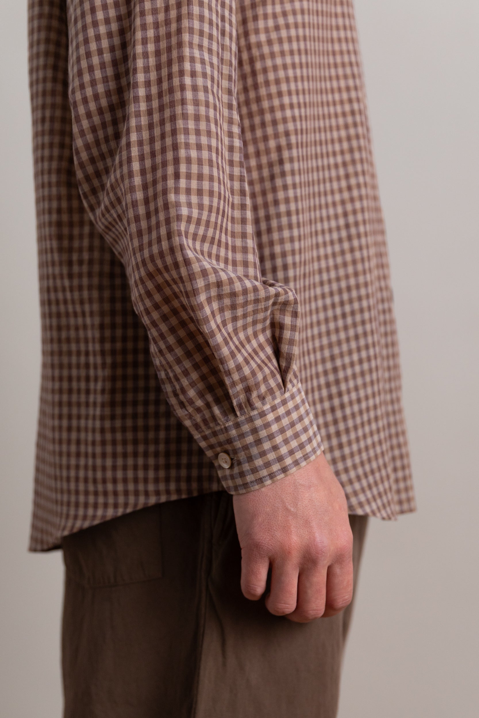 AIRY LIGHT COTTON CHECK BIG SHIRT IN BROWN GINGHAM CHECK