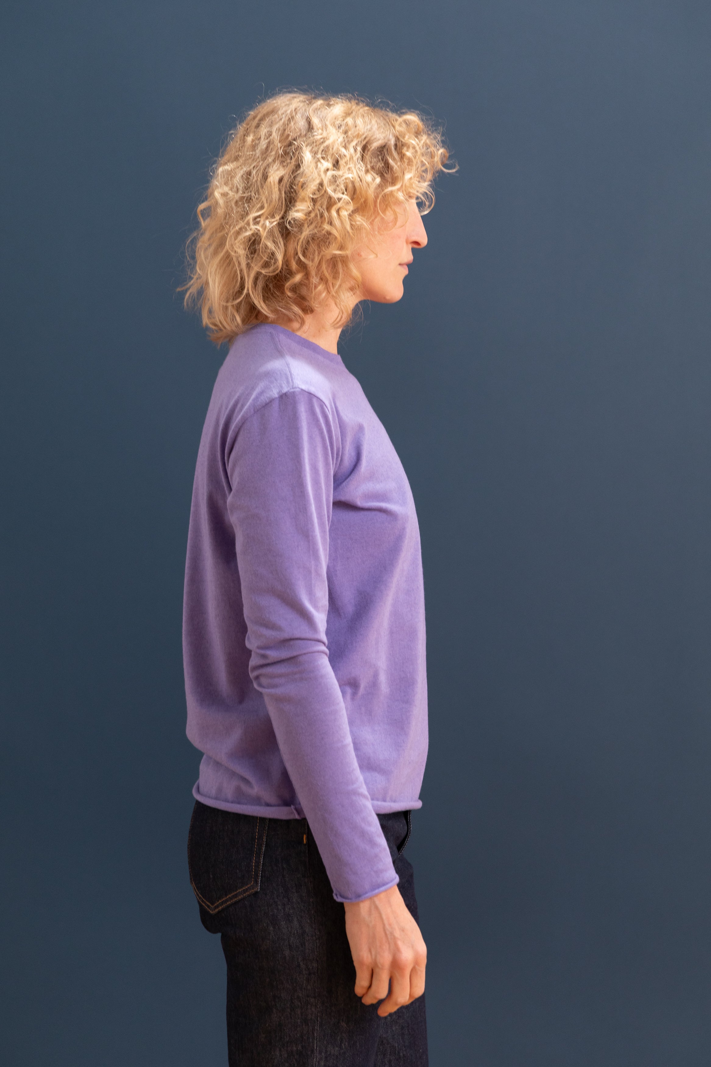 BRUSHED ORGANIC COTTON CASHMERE JERSEY LONG SLEEVE TEE IN LIGHT PURPLE