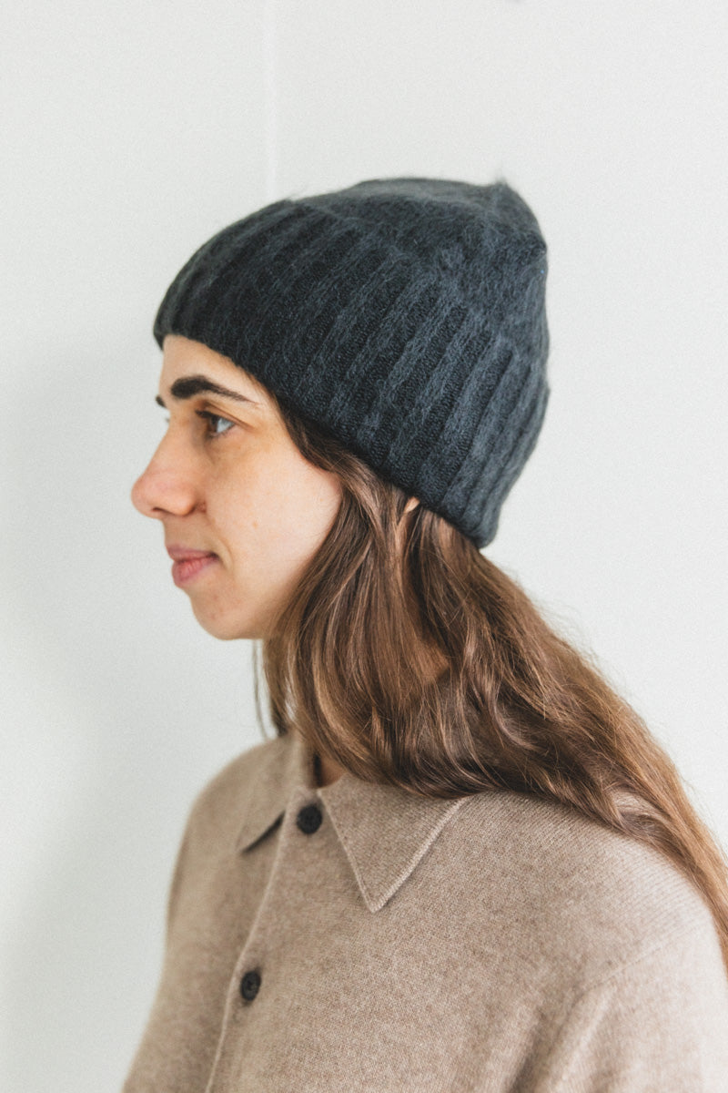 BRUSHED SUPER KID MOHAIR KNIT CAP