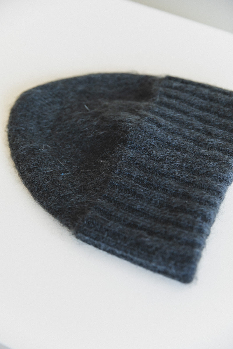 BRUSHED SUPER KID MOHAIR KNIT CAP