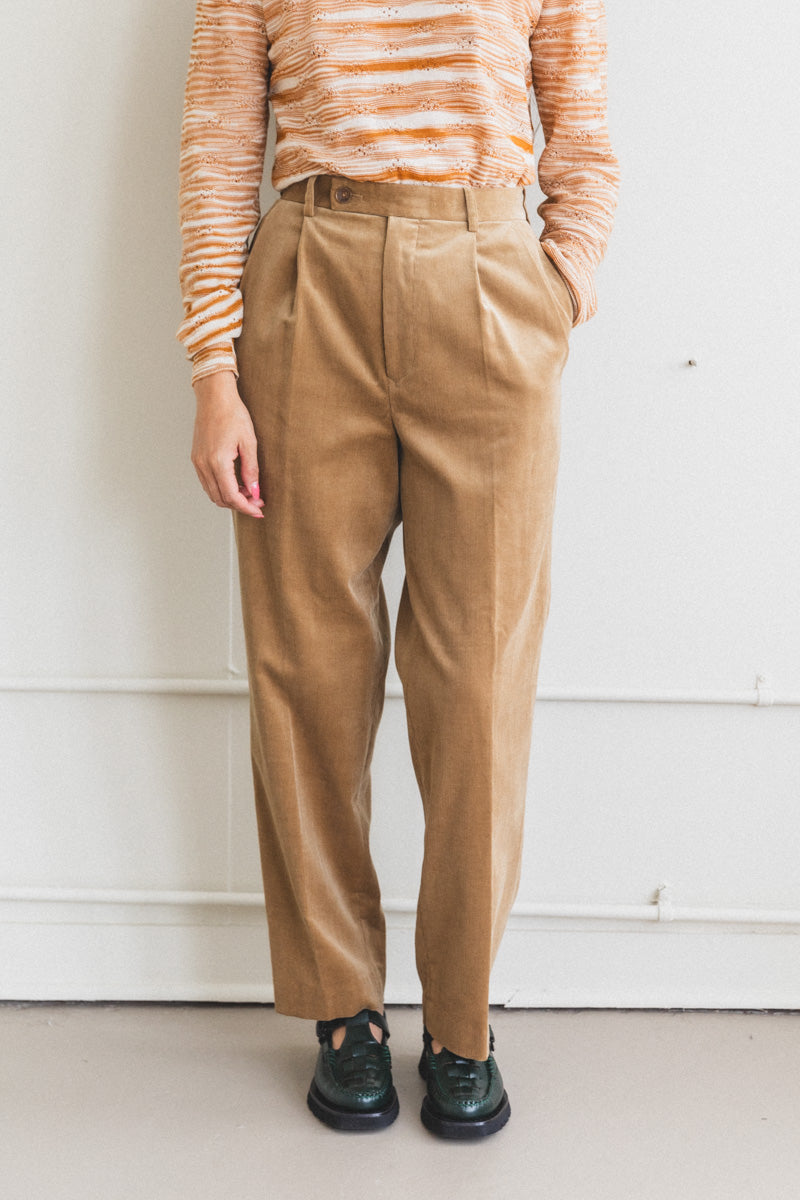 FINX CORDUROY SLACKS IN LIGHT BROWN