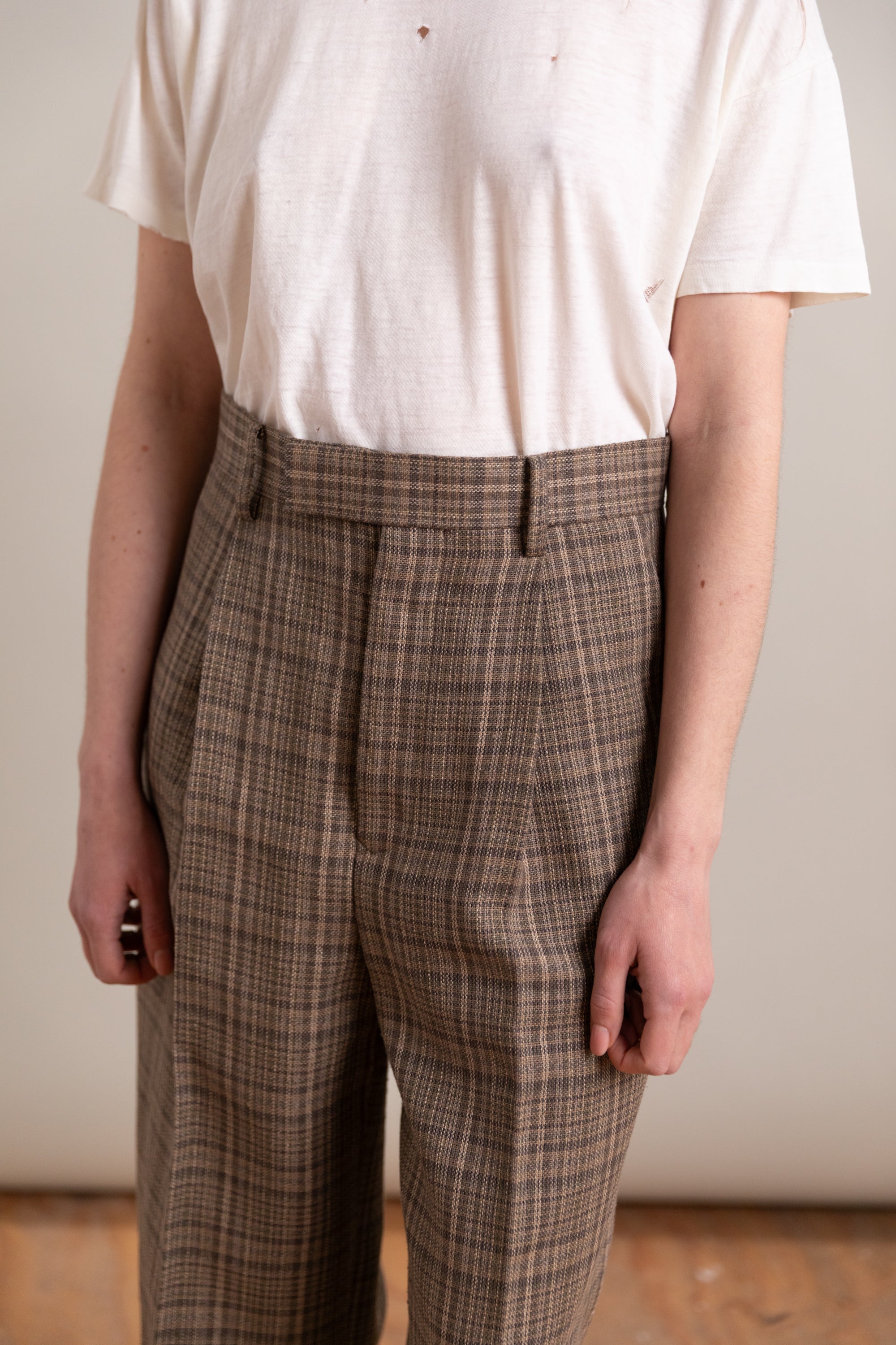 SILK LINEN NEP CHECK ONE-TUCK SLACKS IN DARK BROWN CHECK