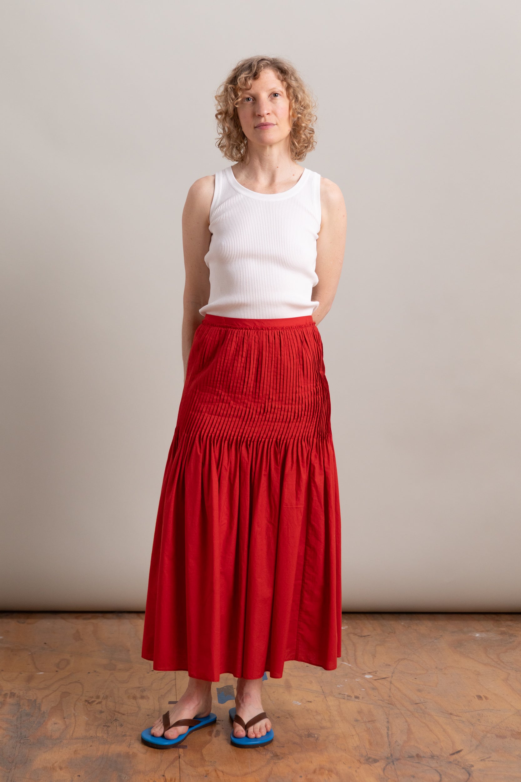 SUPER FINE COTTON LAWN PIN-TUCK SKIRT IN RED