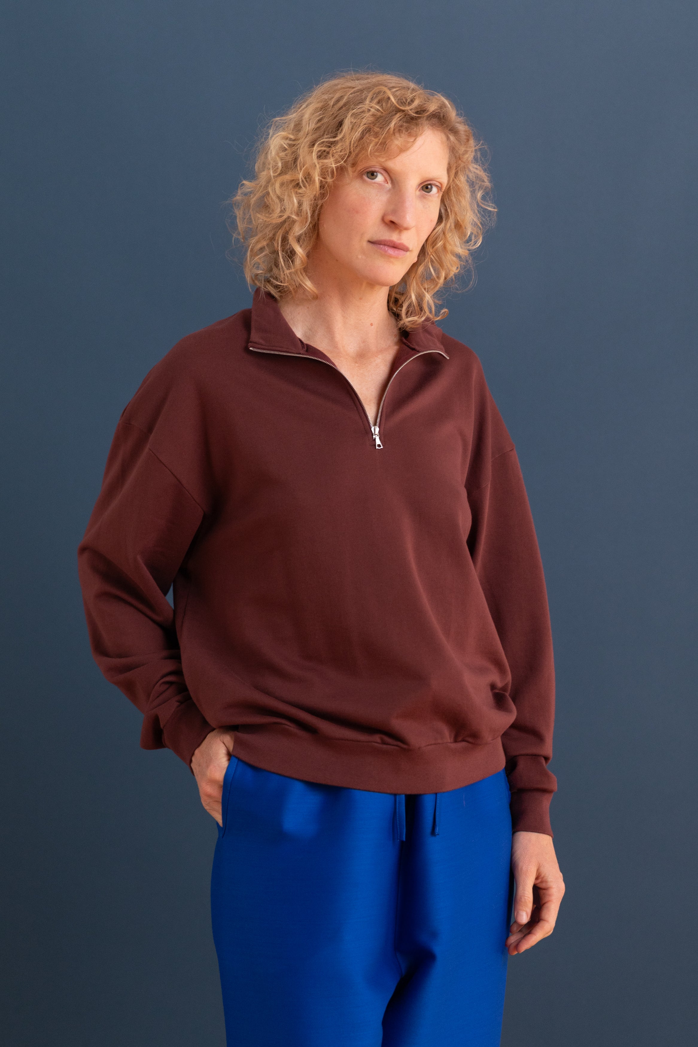 SUPER HIGH GUAGE HALF ZIP SWEATSHIRT IN BURGUNDY