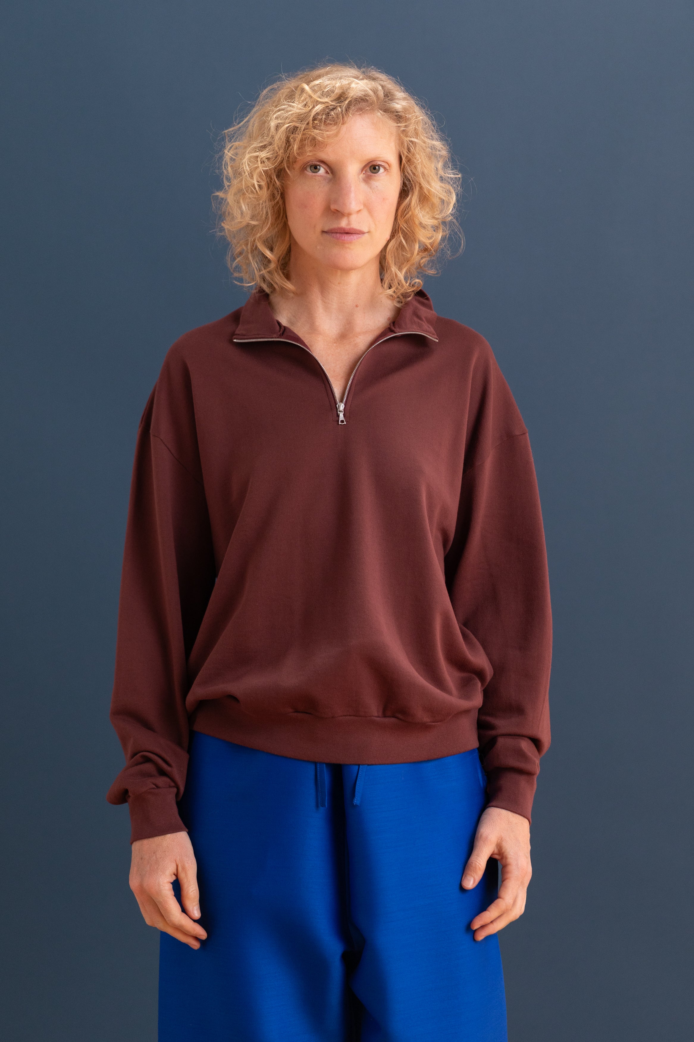 SUPER HIGH GUAGE HALF ZIP SWEATSHIRT IN BURGUNDY