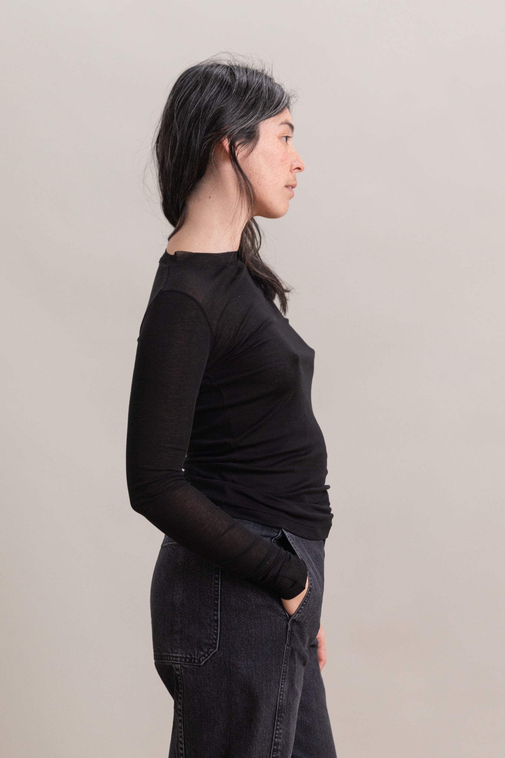 SUPER HIGH GUAGE SHEER RIB LONG SLEEVE TEE IN BLACK