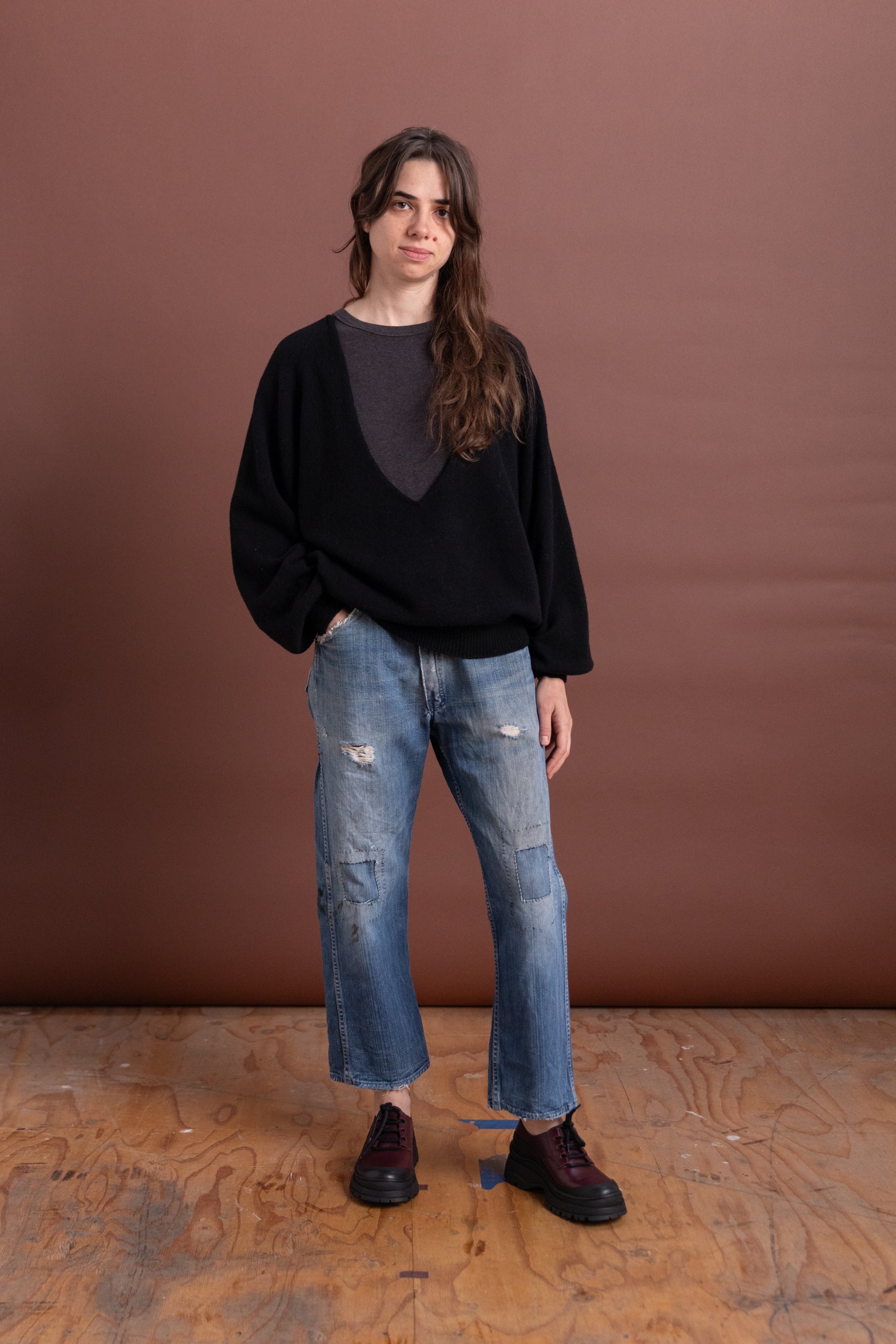 SOAR VNECK IN BLACK RECYCLED CASHMERE