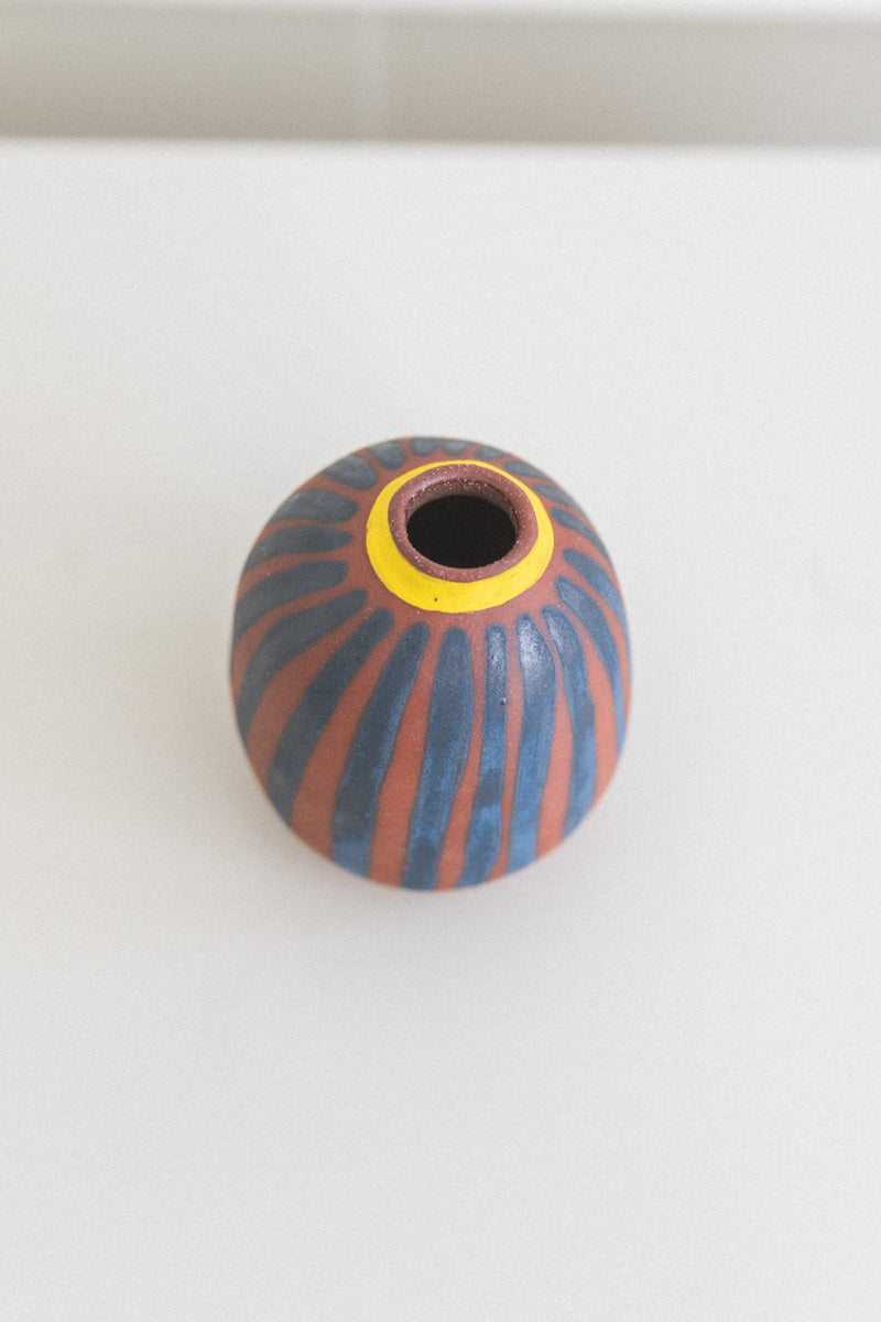 SMALL STRIPED VASE WITH A YELLOW RIM