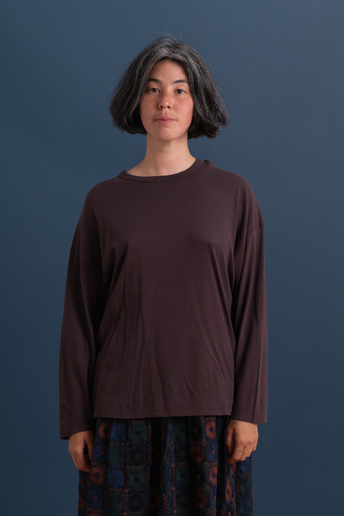 LOOSE FIT LONG SLEEVE IN CACAO