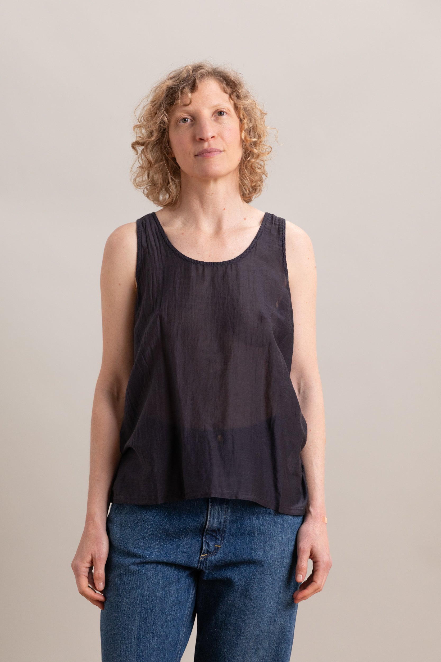 パクゴヌク着 Faded tank top with puffy Oval D LOOSE TANK TOP IN FADED BLACK
