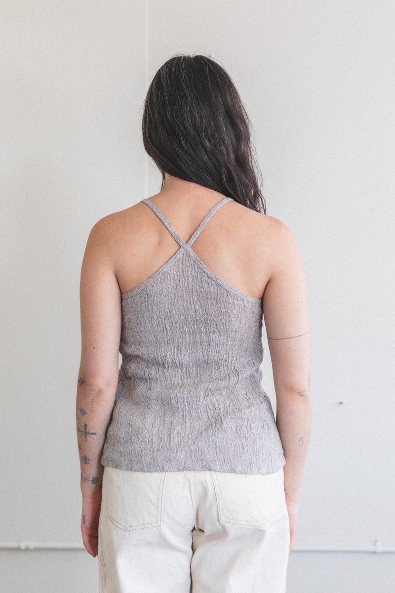TEXTURED CAMISOLE IN ASH