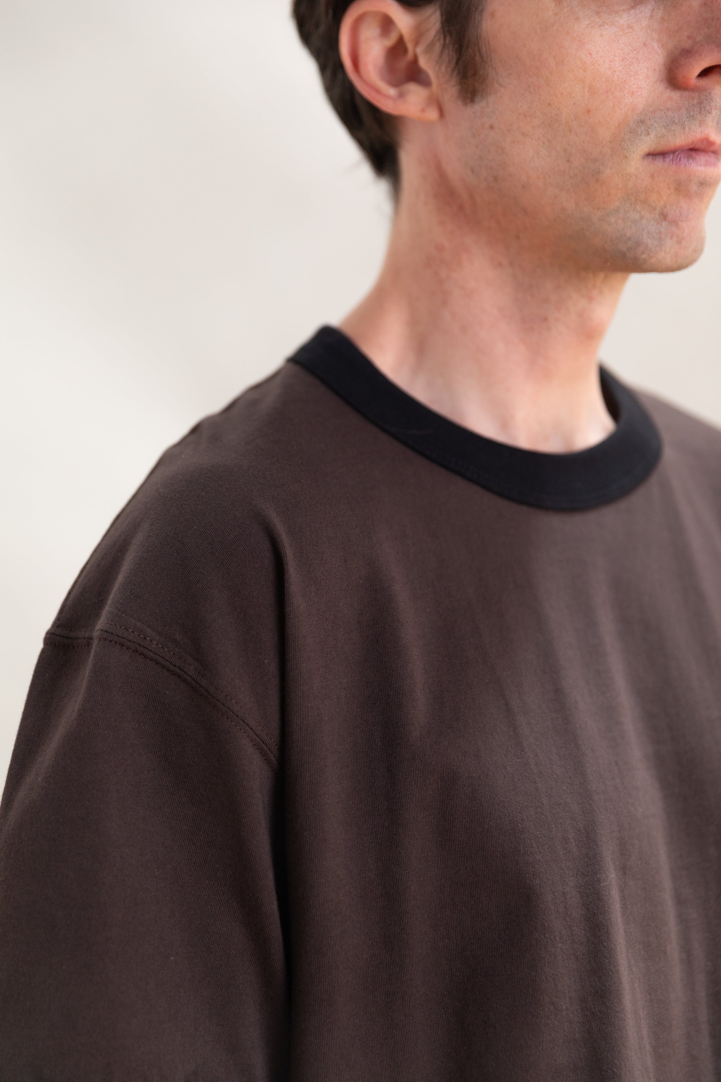 FINCH RINGER T-SHIRT IN LOAM/BLACK RIB COMBED COTTON JERSEY