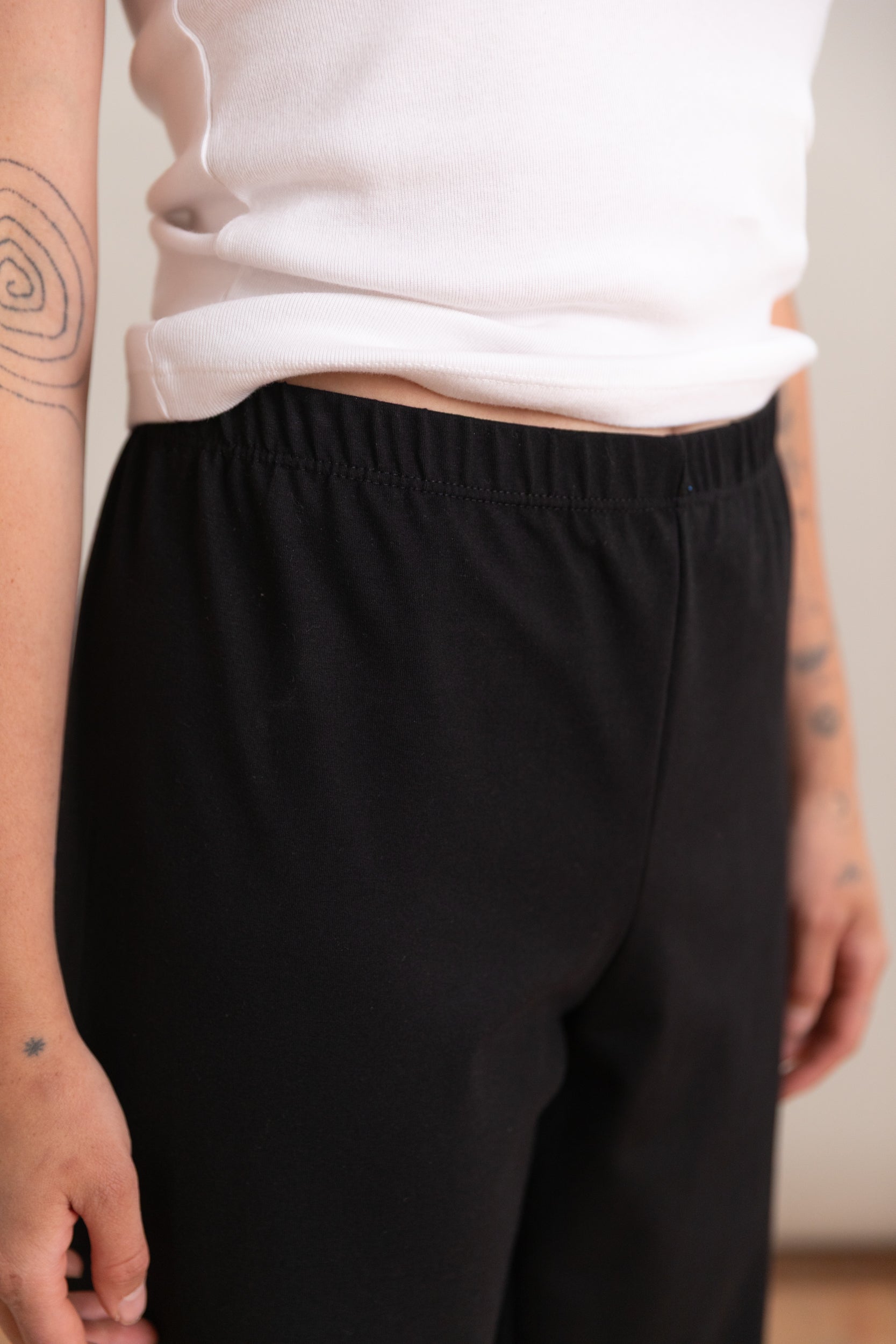 IRIS PANT IN BLACK COTTON LYCRA