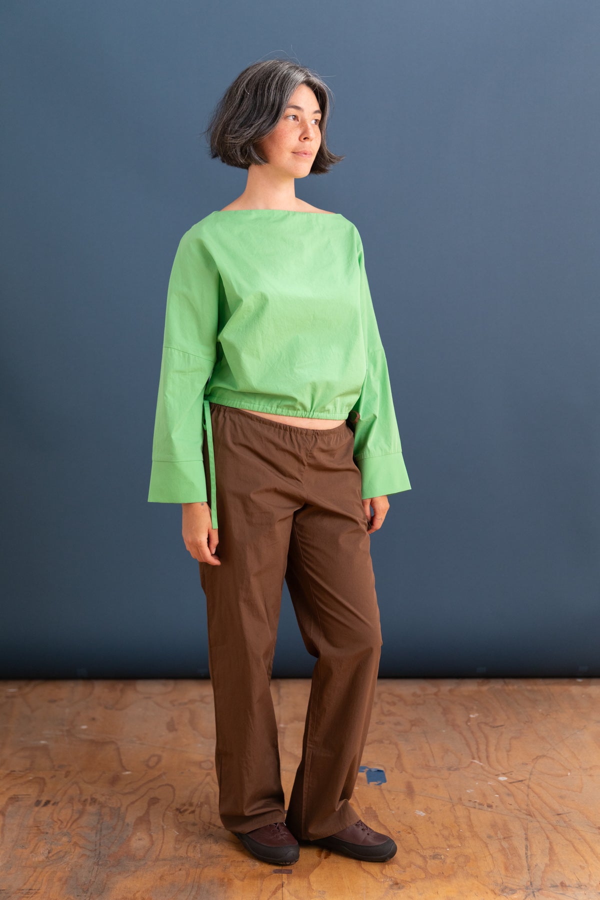 TIE PANTS IN CHOCOLATE COTTON POPLIN
