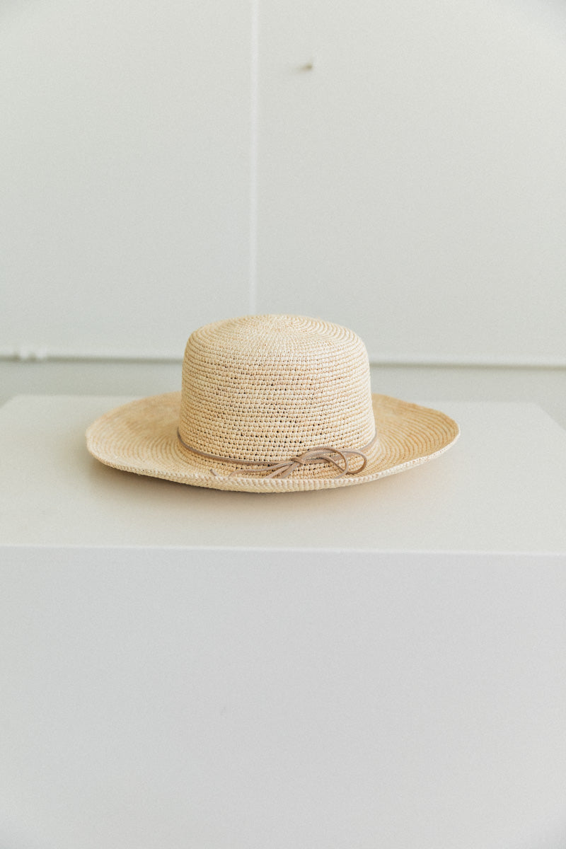 GARDEN HAT IN PANAMA STRAW