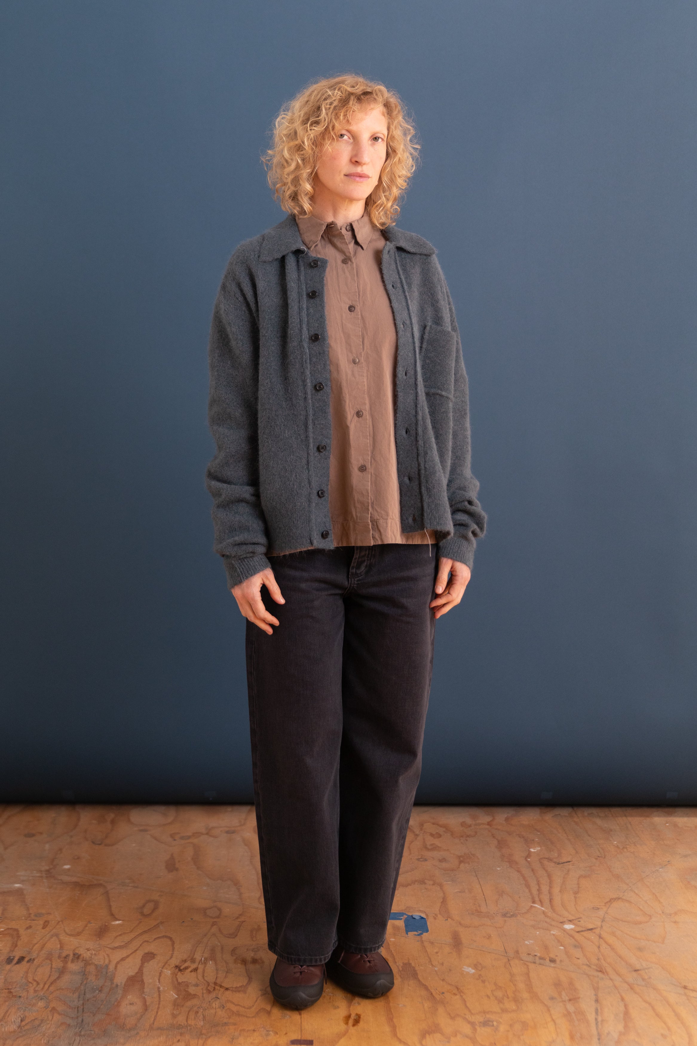 HAIRY CARDIGAN IN GREY ALPACA