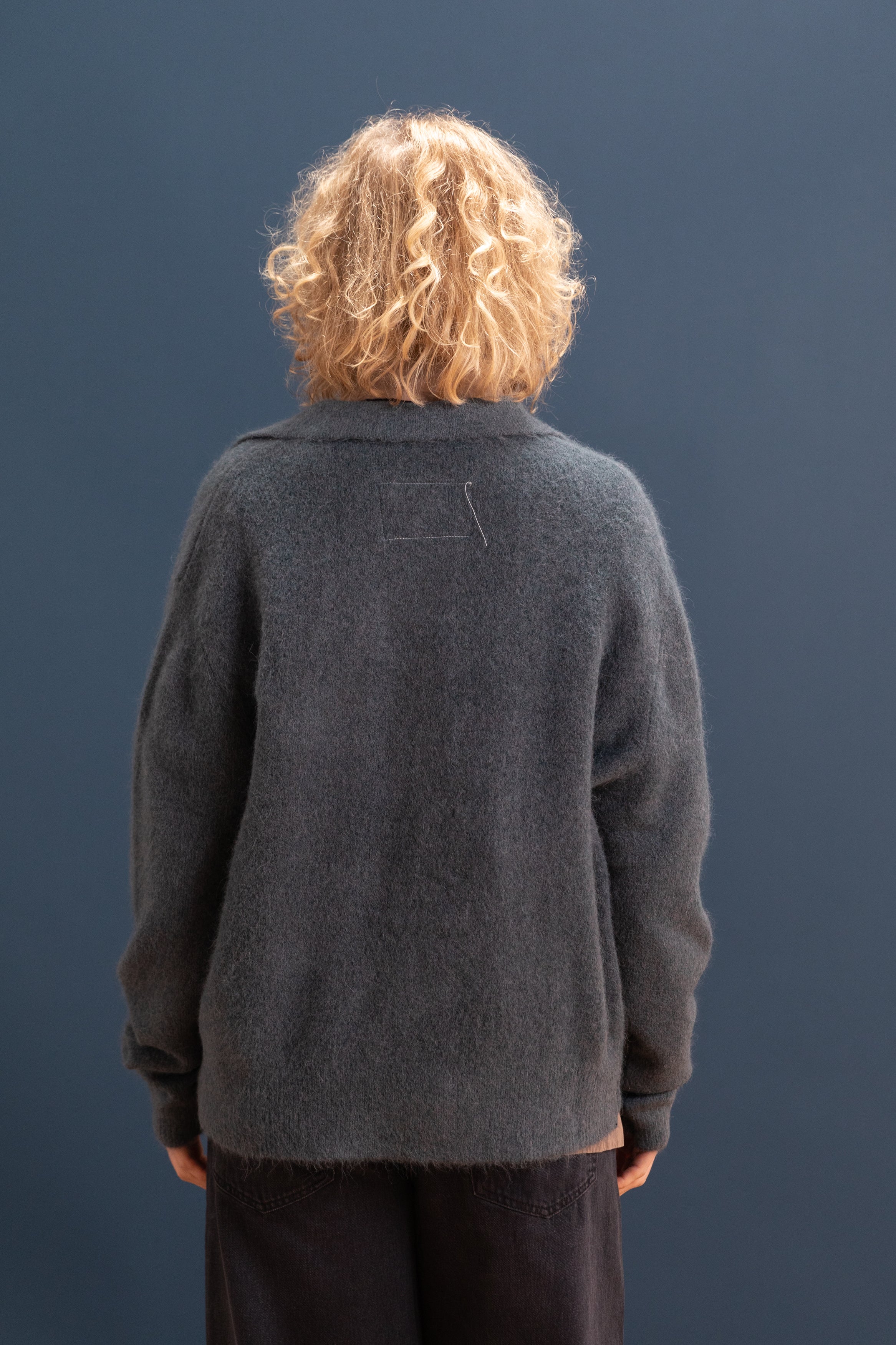 HAIRY CARDIGAN IN GREY ALPACA