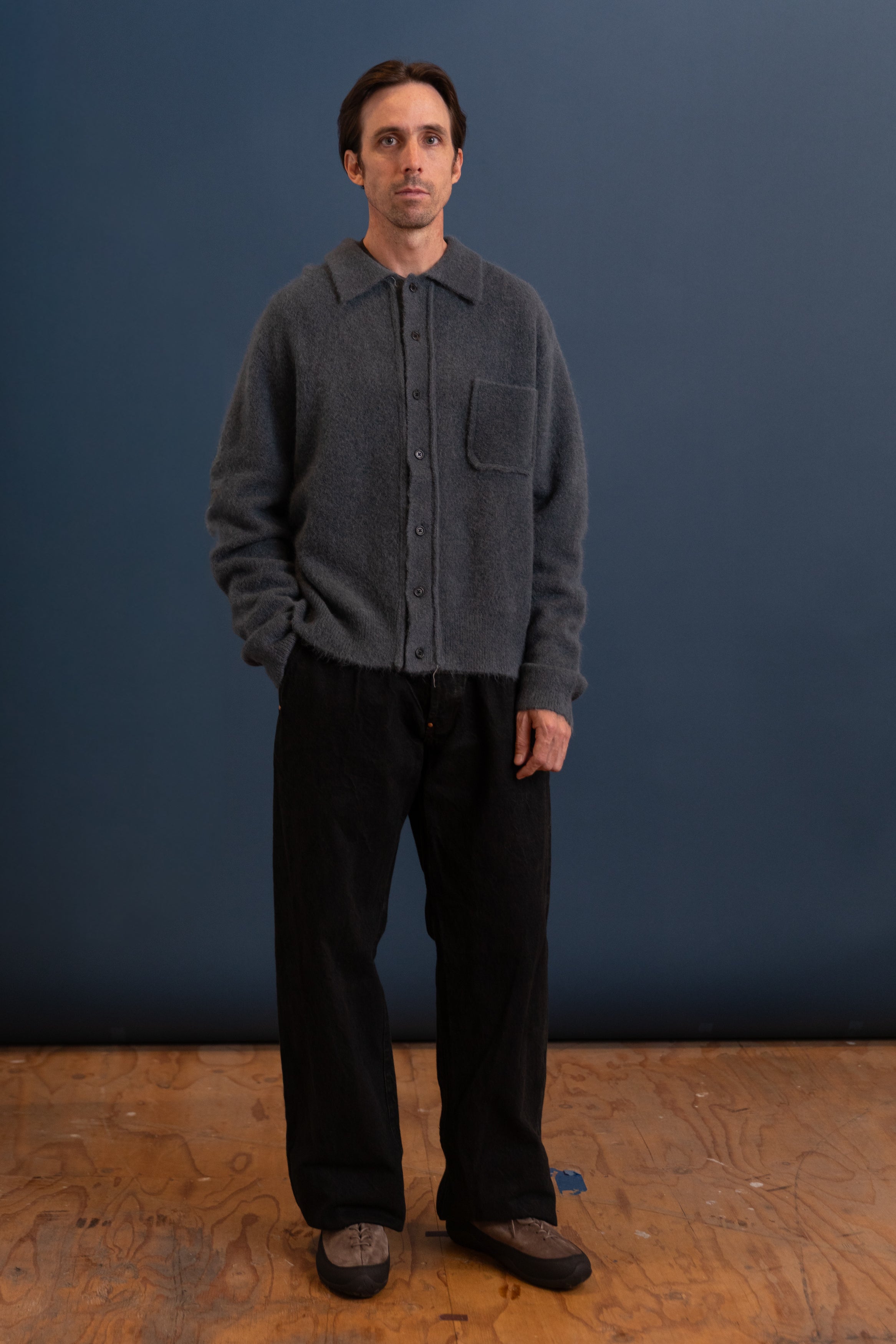 HAIRY CARDIGAN IN GREY ALPACA