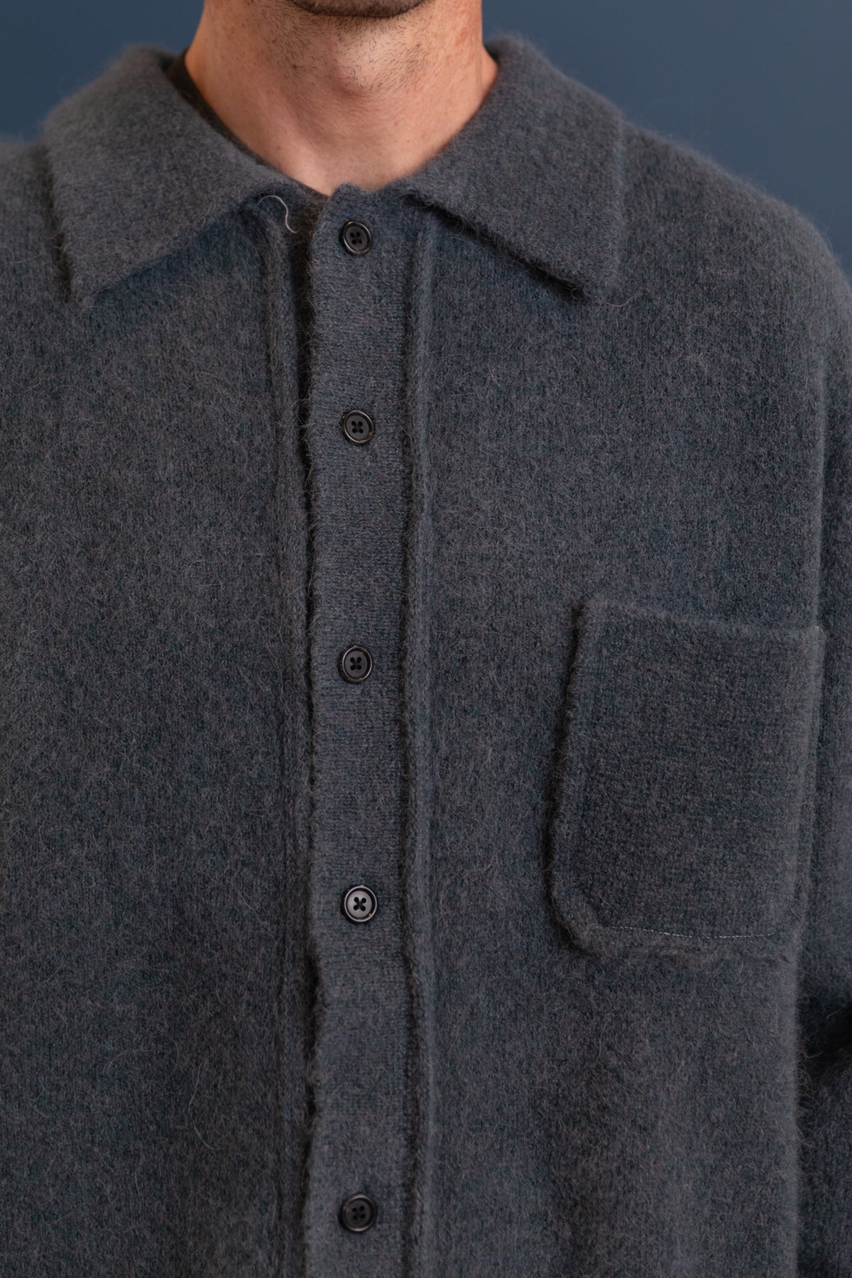 HAIRY CARDIGAN IN GREY ALPACA