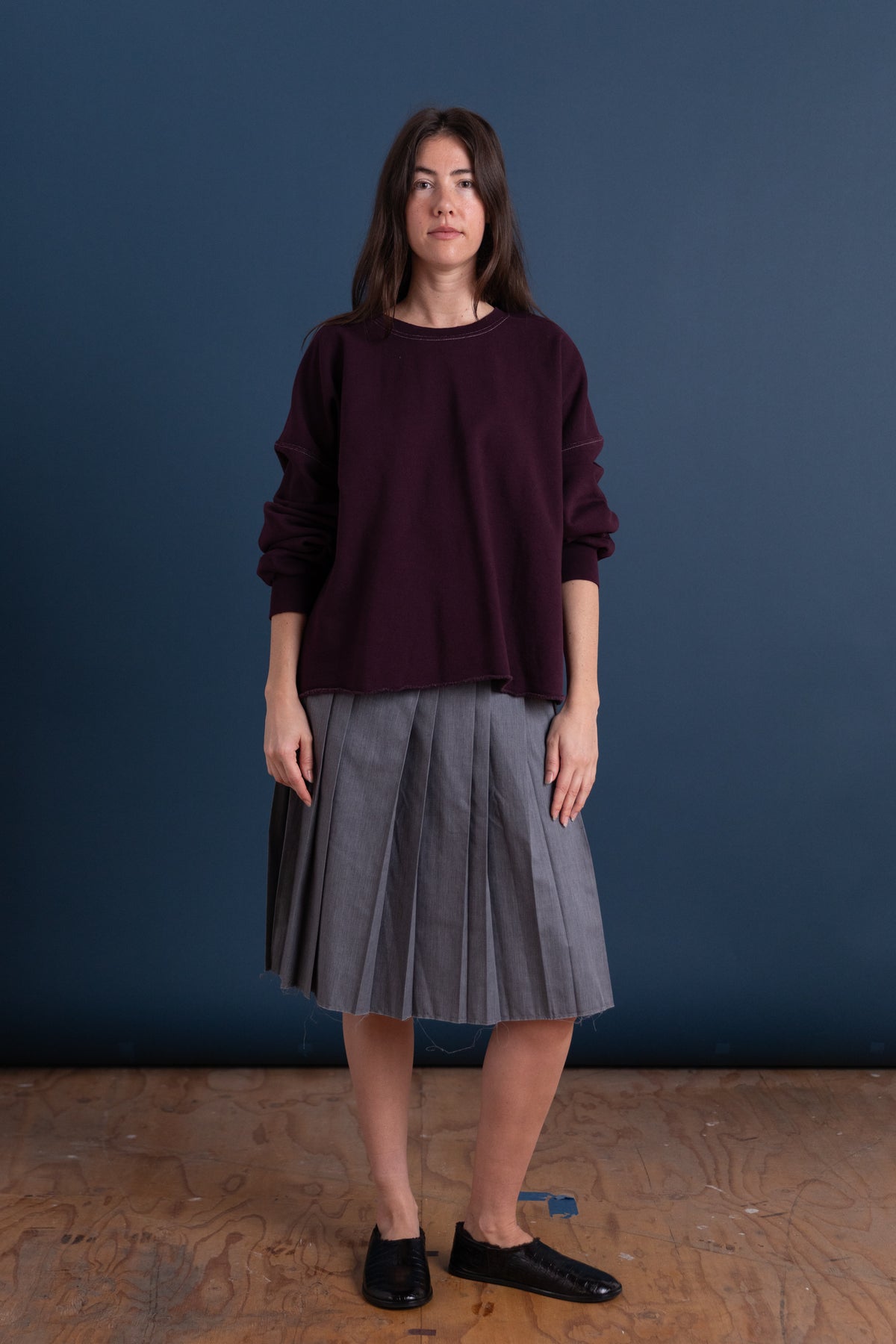 PLEAT SKIRT IN GREY