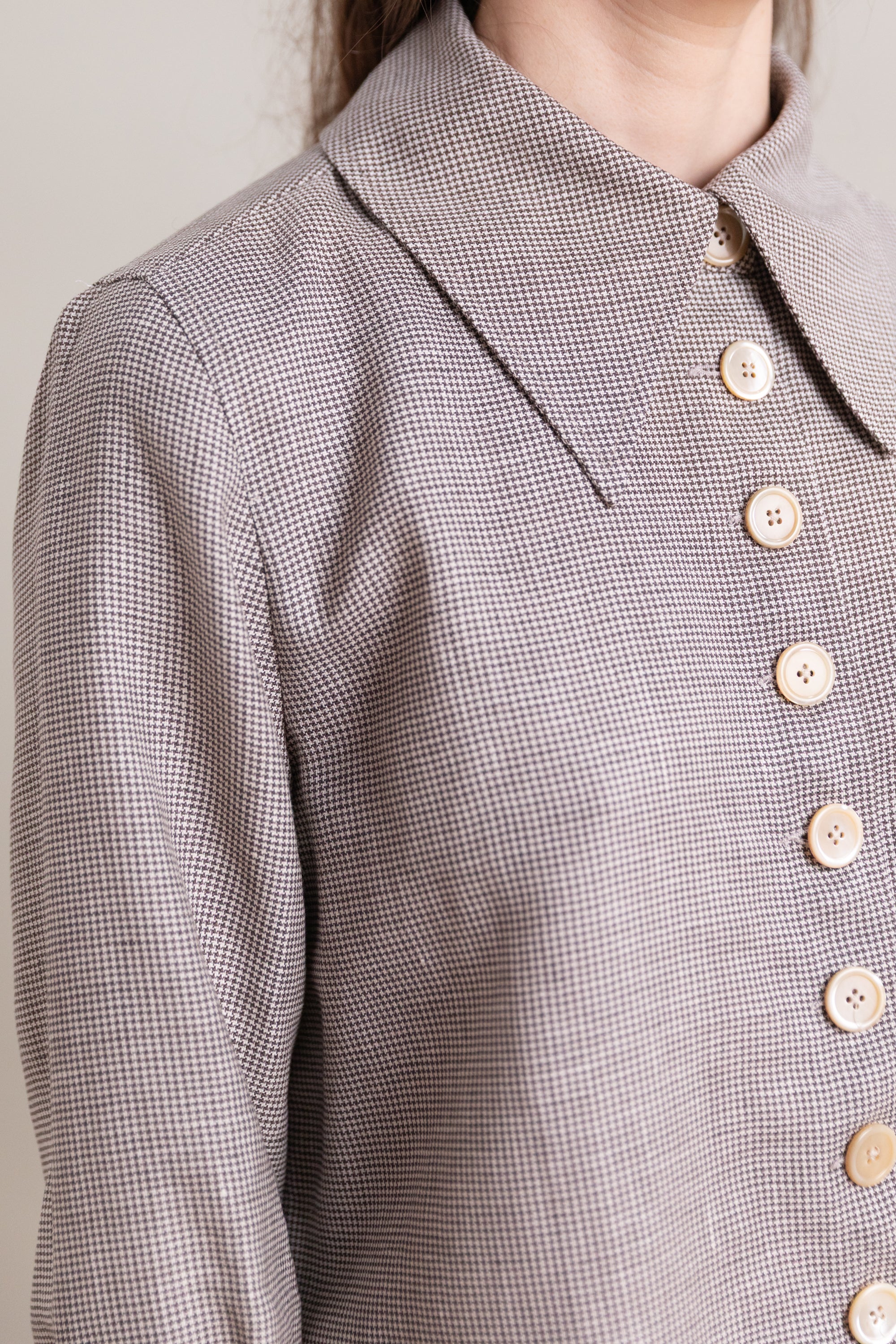CARISSA SHIRT IN BROWN MICRO HOUNDSTOOTH