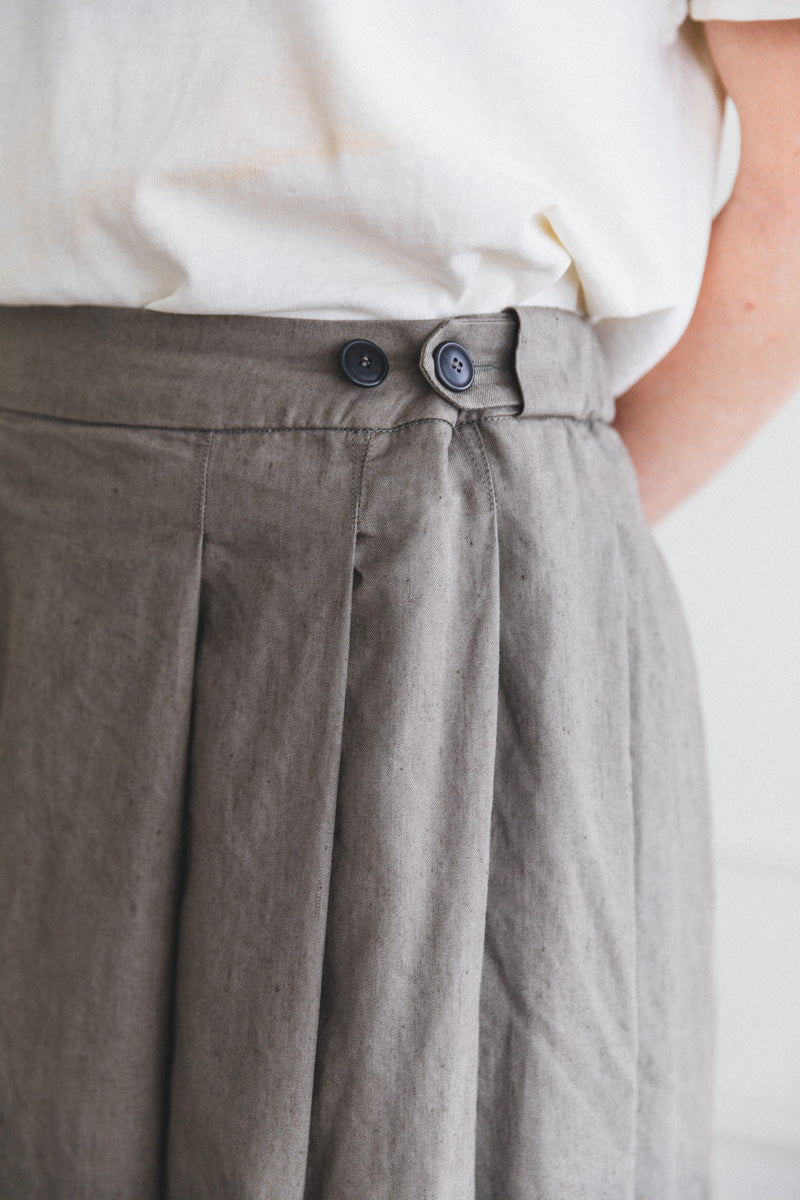 BOWLING SKIRT IN KHAKI